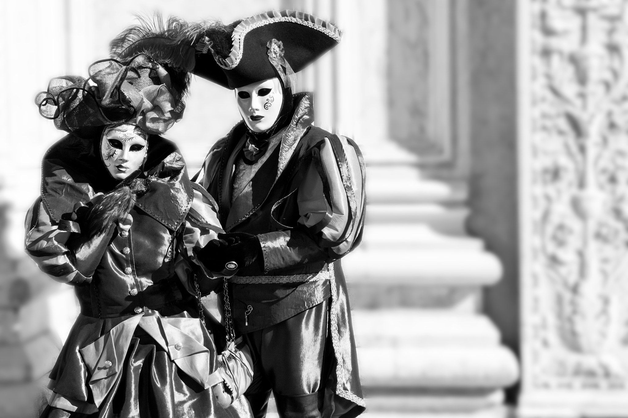 Canon EOS 550D (EOS Rebel T2i / EOS Kiss X4) + Canon EF 24-105mm F4L IS USM sample photo. Venice carnival photography