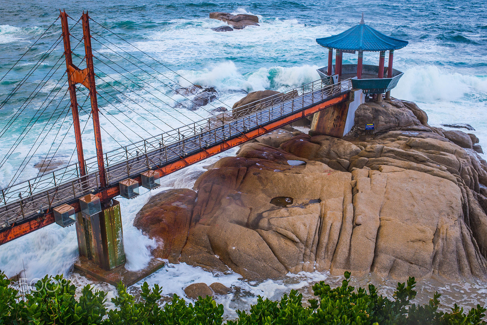 Canon EOS 6D + Canon EF 35mm F2 IS USM sample photo. Yeonggeumjeong, sokcho 영금정 속초 photography