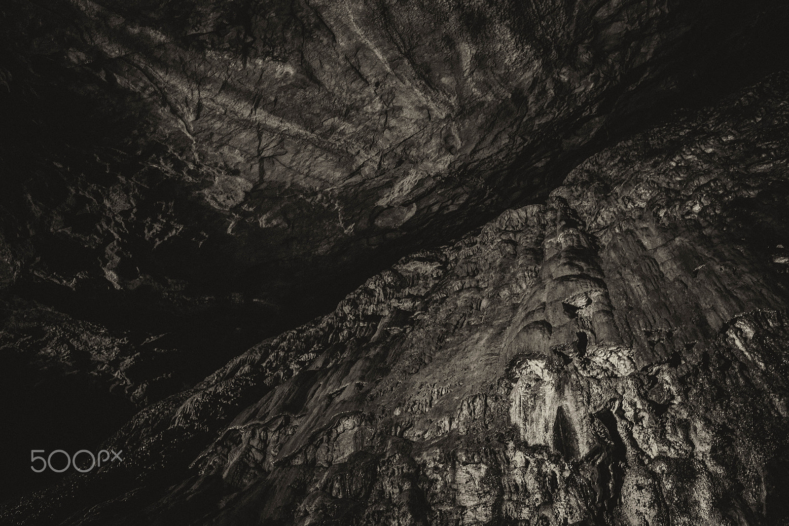 Canon EF 24mm F2.8 IS USM sample photo. Hwanseongul cave, samcheok (환선굴 삼척) photography