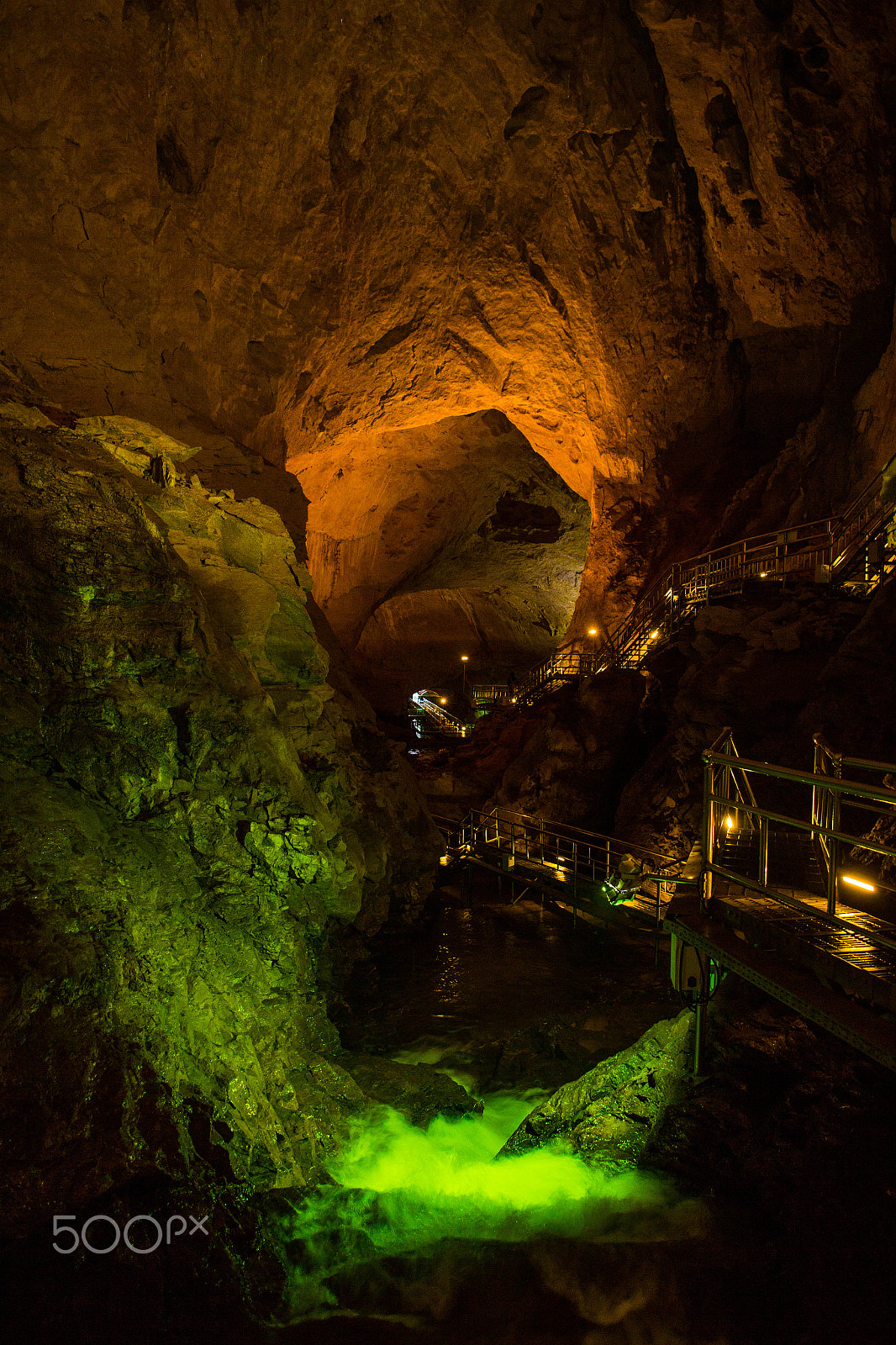 Canon EOS 6D + Canon EF 24mm F2.8 IS USM sample photo. Hwanseongul cave, samcheok (환선굴 삼척) photography