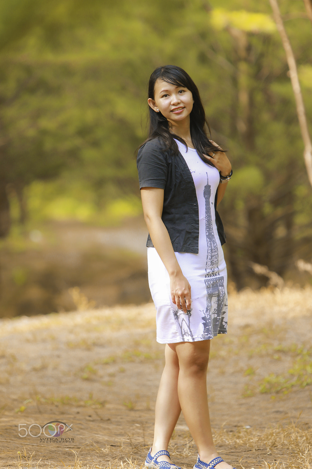 Canon EF 70-200mm F2.8L IS USM sample photo. Stand up photography