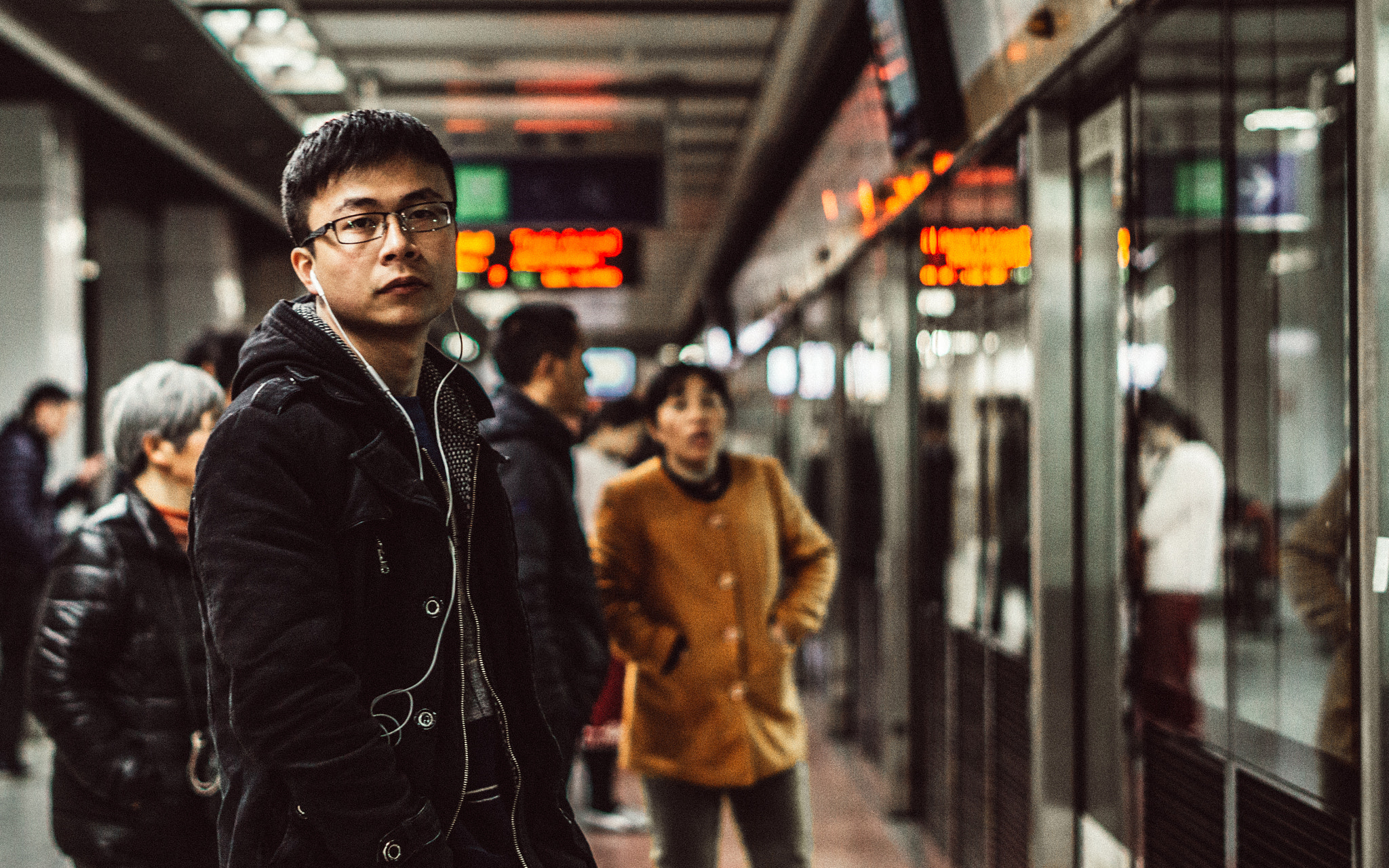 Sony FE 50mm F1.8 sample photo. Subway photography