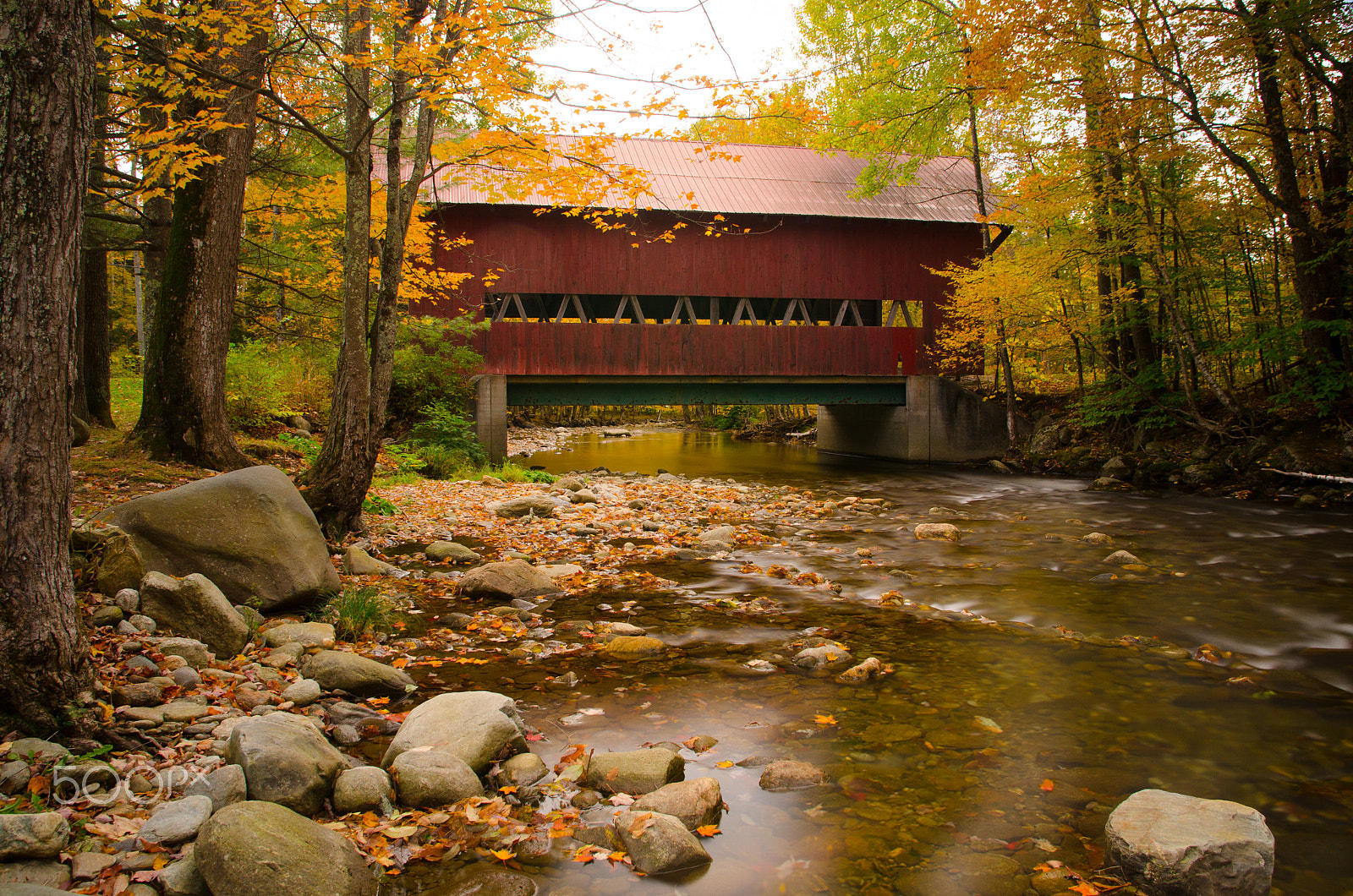 Sigma 17-70mm F2.8-4 DC Macro OS HSM | C sample photo. The covered bridge photography