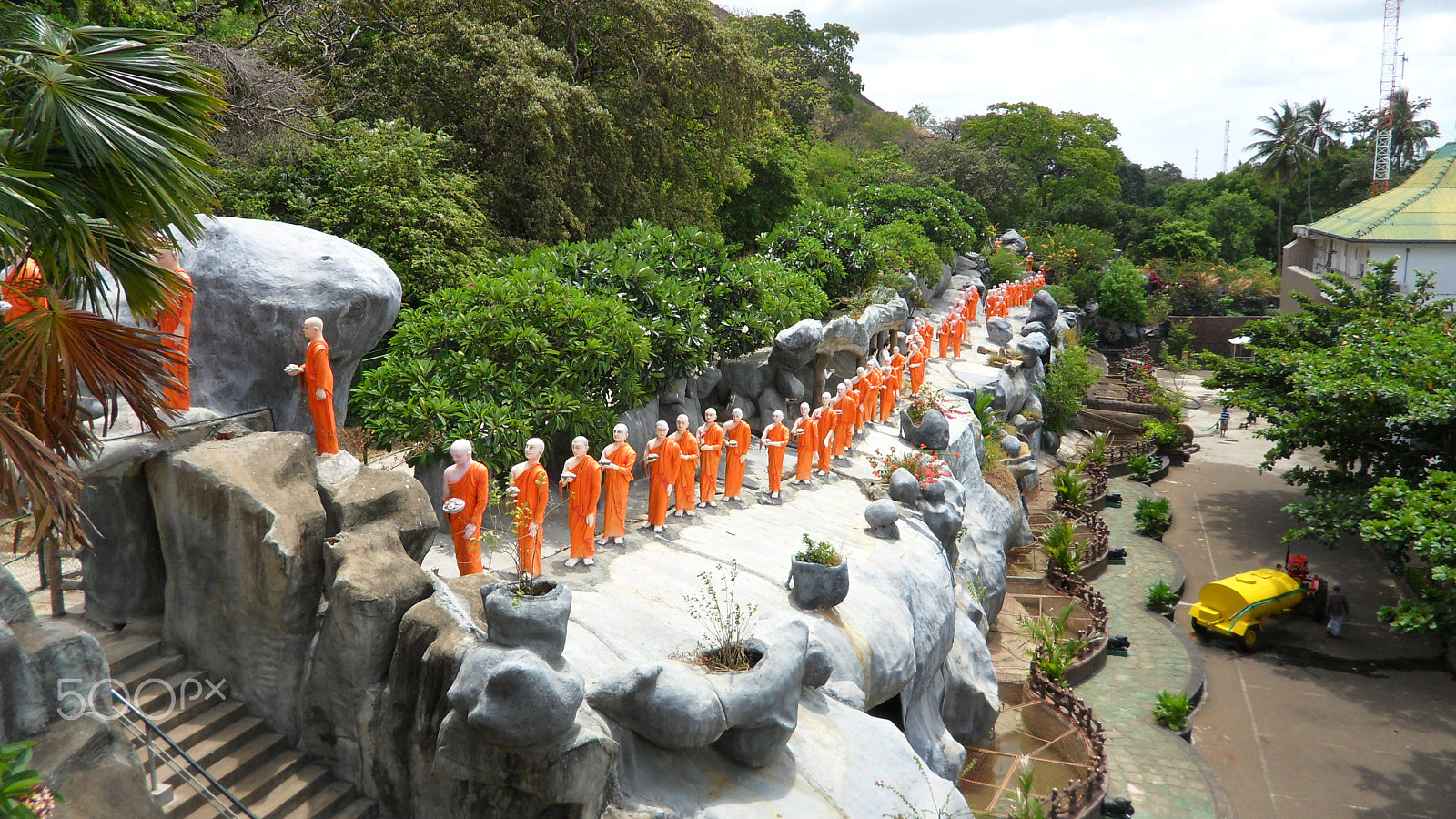Samsung ST550 /  ST560 / VLUU ST550 /  TL225 sample photo. Buddha lineup photography