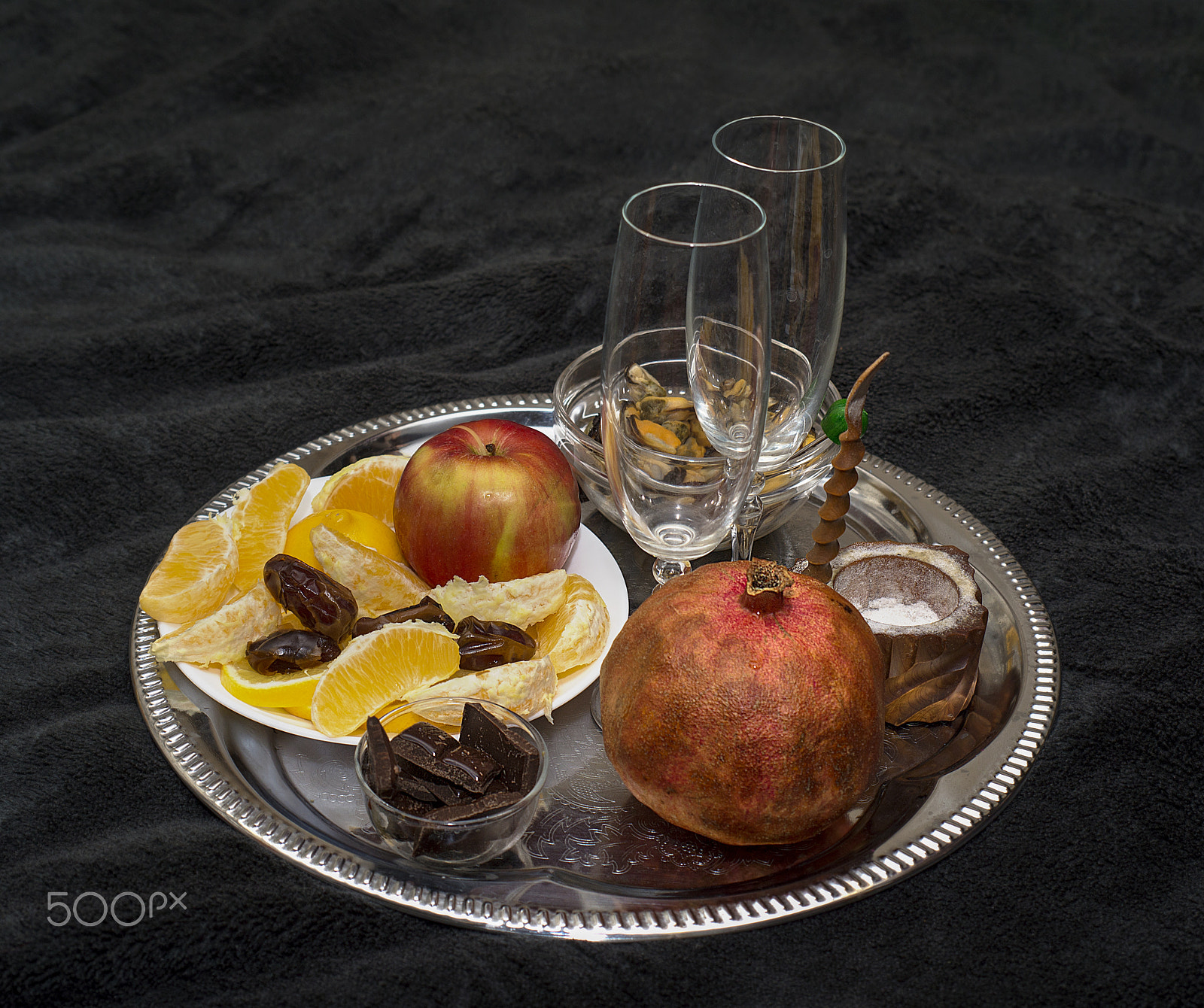 Nikon D610 sample photo. Fruits dish and champagne glasses photography