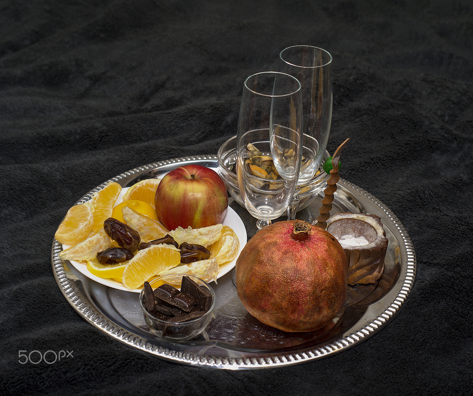 Nikon D610 + Sigma 28-70mm F3.5-4.5 UC sample photo. Fruits dish and champagne glasses photography