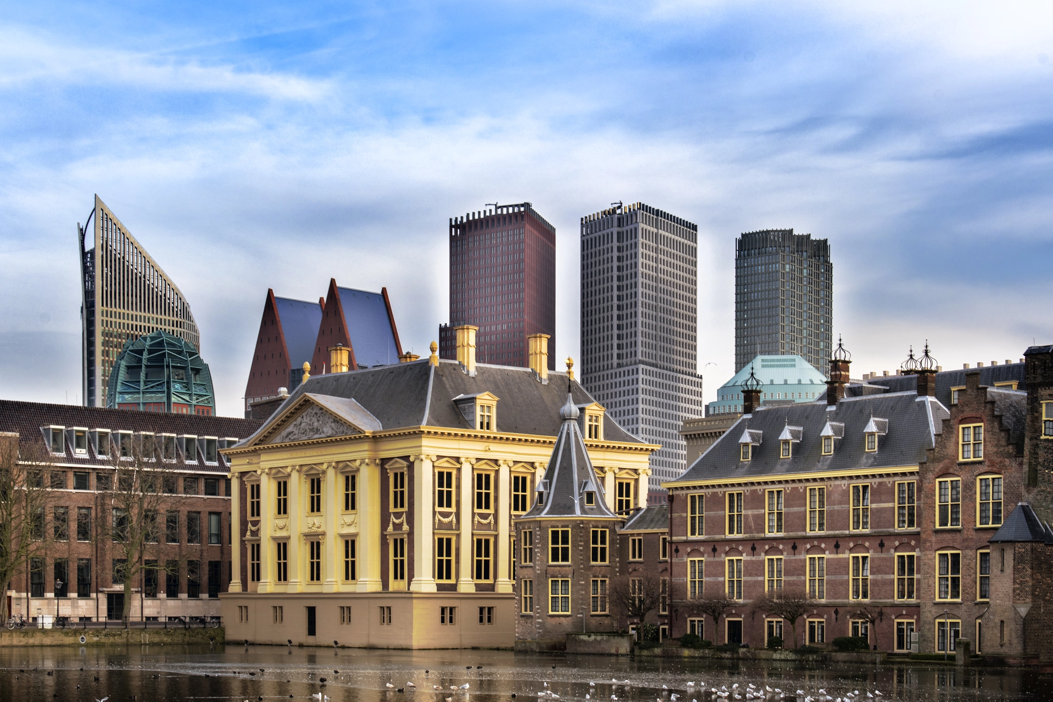 Nikon AF-S Nikkor 24-70mm F2.8G ED sample photo. Skyline the hague photography