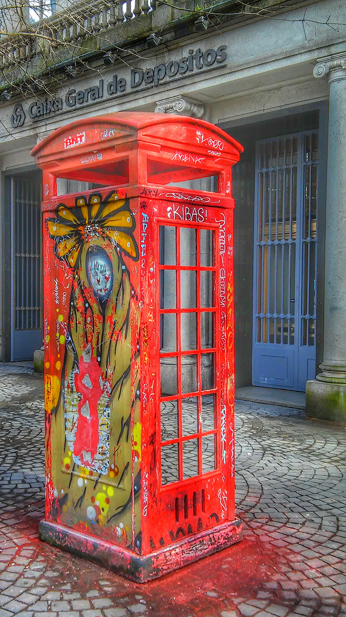 LG D405N sample photo. Phone booth in porto photography