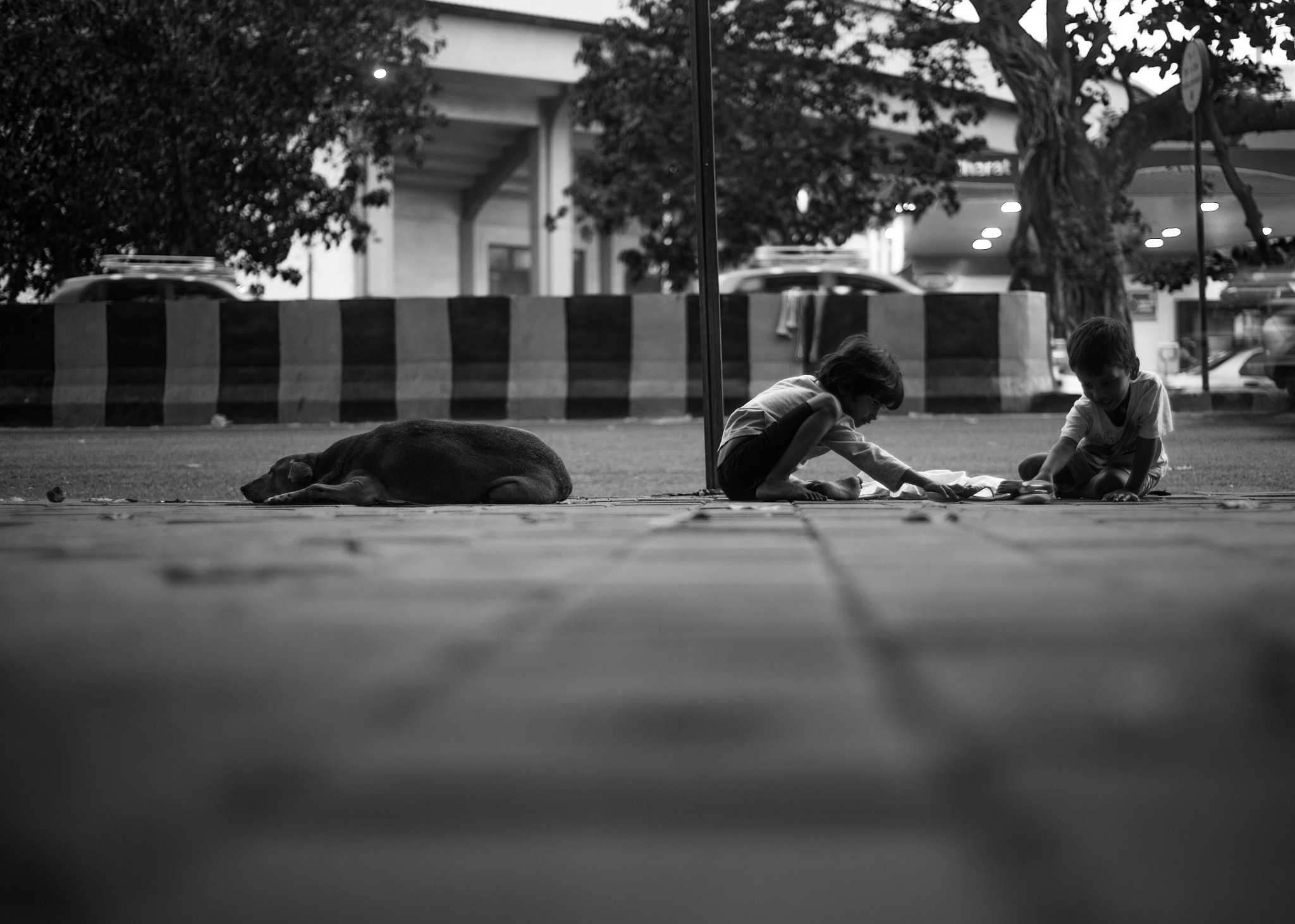 Nikon D4S + Nikon AF Nikkor 50mm F1.8D sample photo. Churchgate, mumbai photography