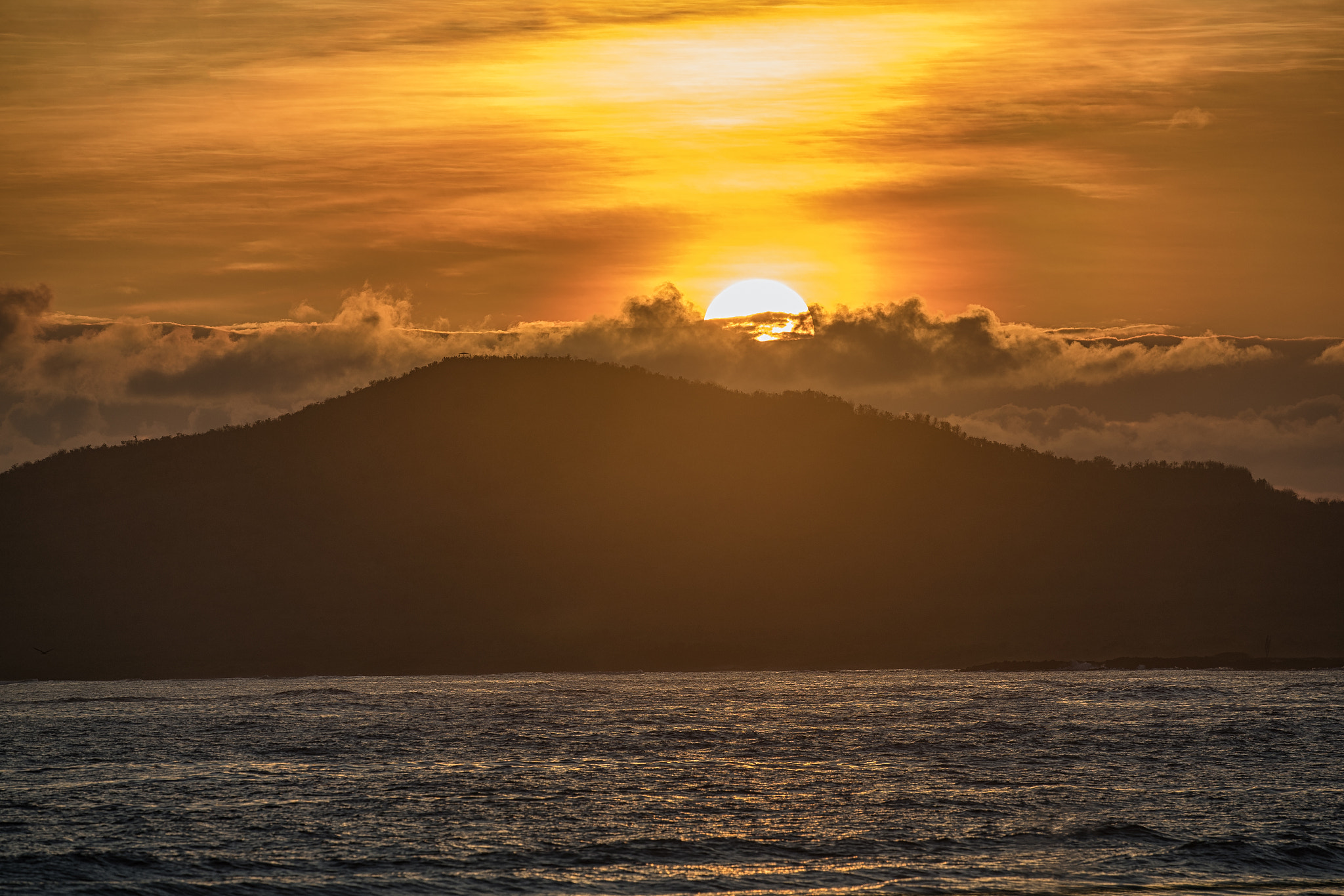 Canon EOS-1D X Mark II sample photo. Fire in the sky photography