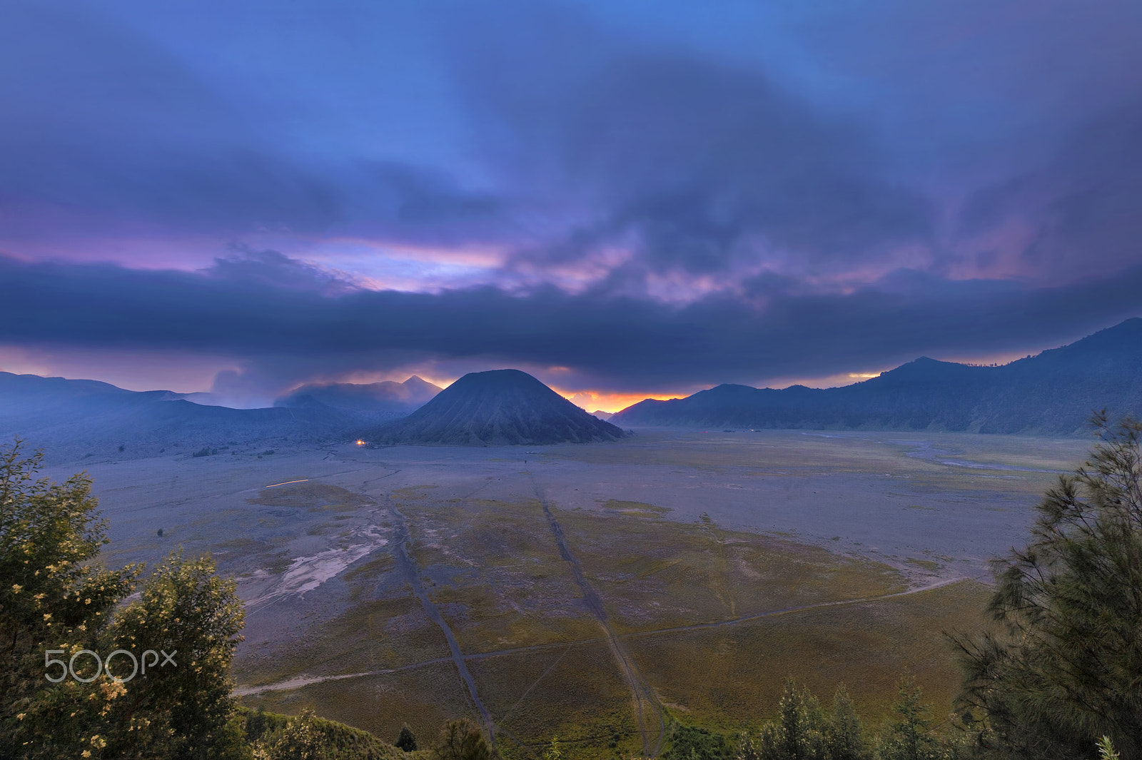 Nikon AF-S Nikkor 16-35mm F4G ED VR sample photo. Mt.bromo east java indonesia photography