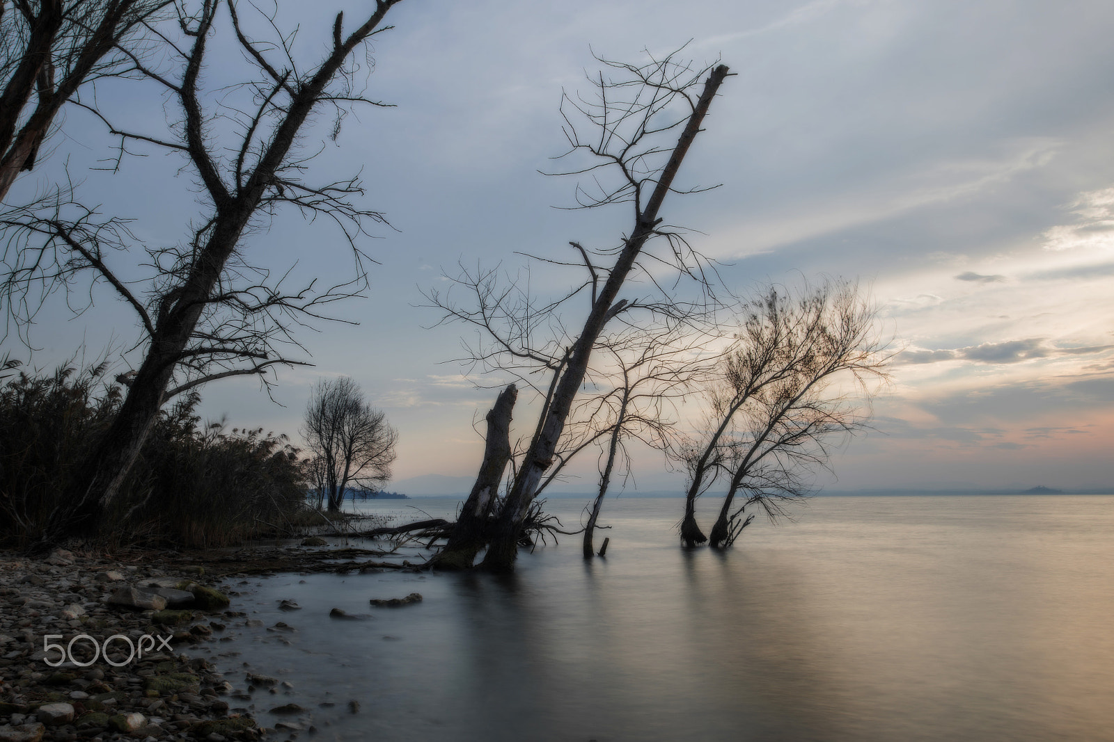 Canon EOS 6D + Canon EF 17-35mm f/2.8L sample photo. Lago trasimeno photography