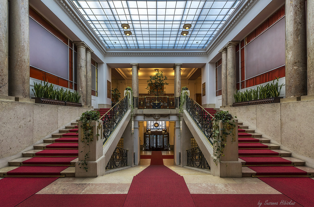 Nikon AF-S Nikkor 14-24mm F2.8G ED sample photo. Wien - wirtschaftskammer photography