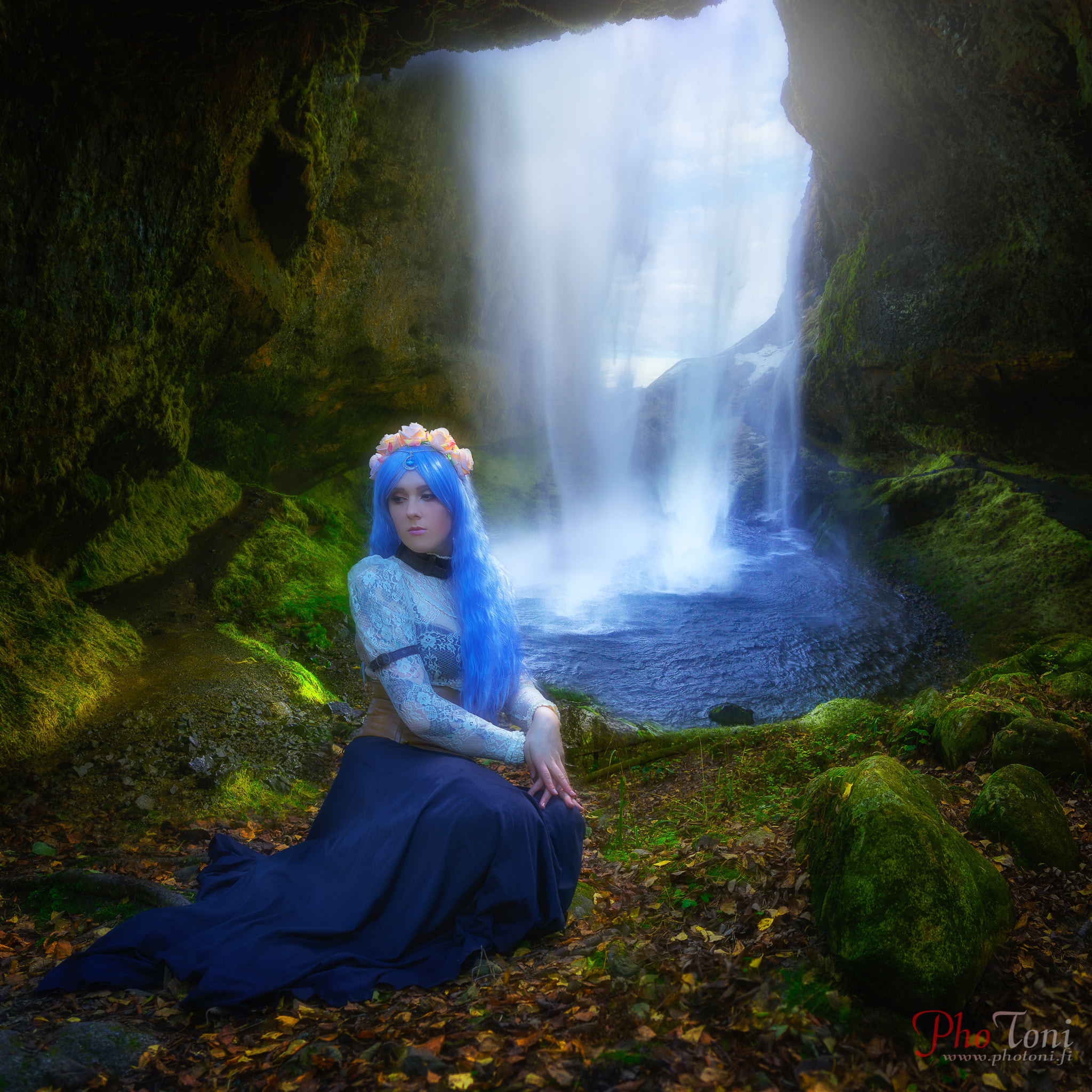 Tokina AT-X Pro 12-24mm F4 (IF) DX sample photo. Behind the waterfall photography