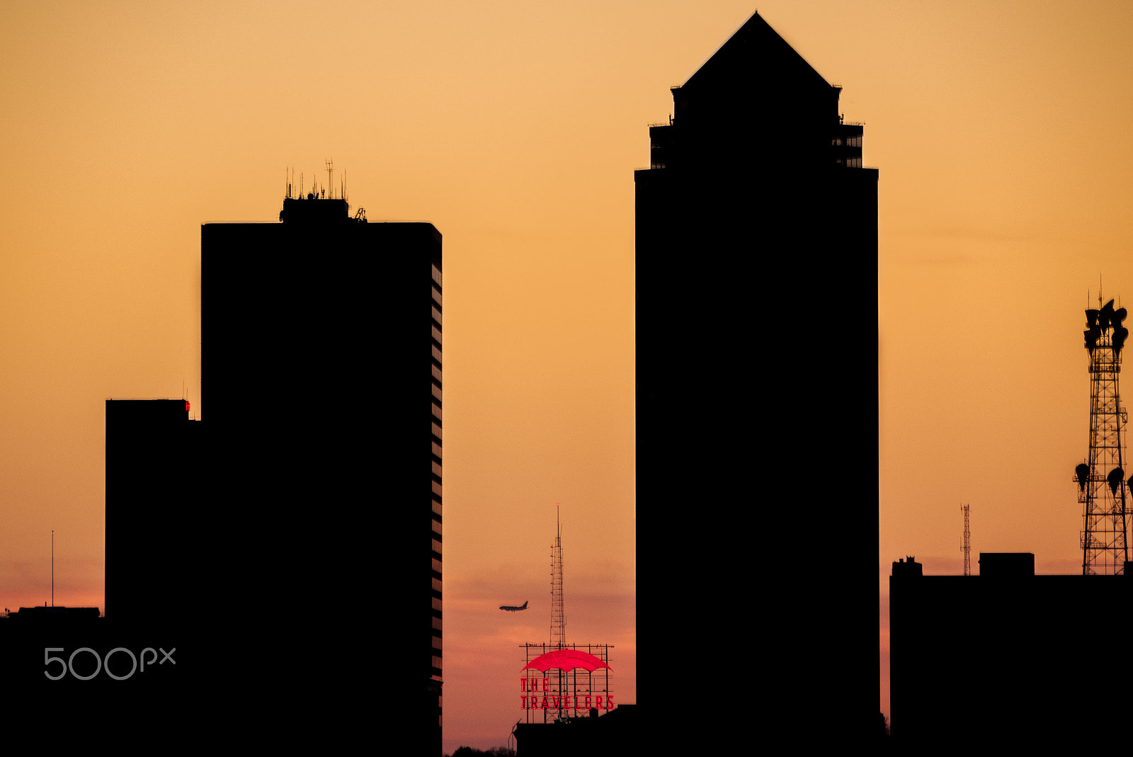 Panasonic Lumix G Vario 45-200mm F4-5.6 OIS sample photo. "city silhouette" photography
