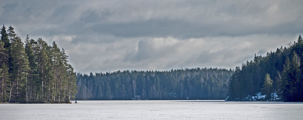 Sony a7S + Sony FE 24-240mm F3.5-6.3 OSS sample photo. Ice fishing photography