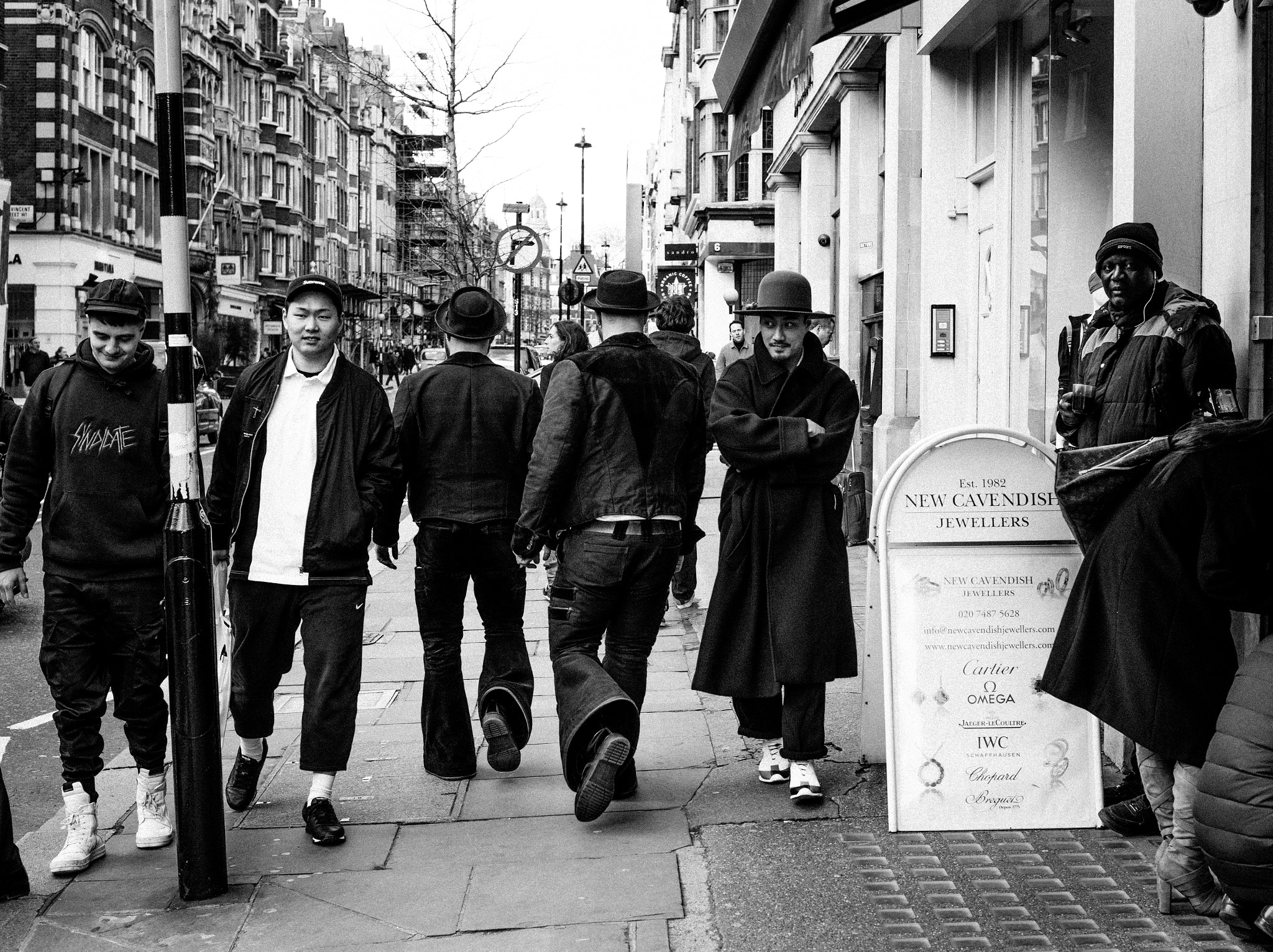 E 50mm F2 sample photo. Motley crue photography