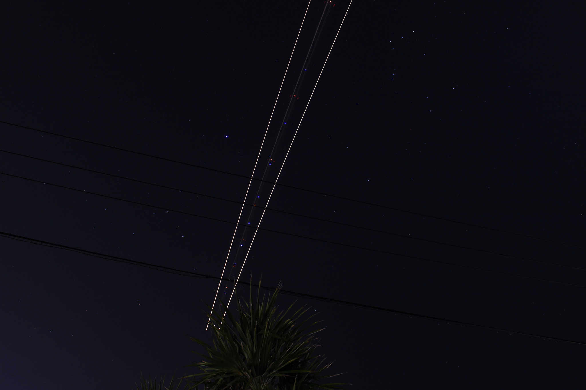 Canon EOS 100D (EOS Rebel SL1 / EOS Kiss X7) sample photo. 瀬長島　星　飛行機 photography