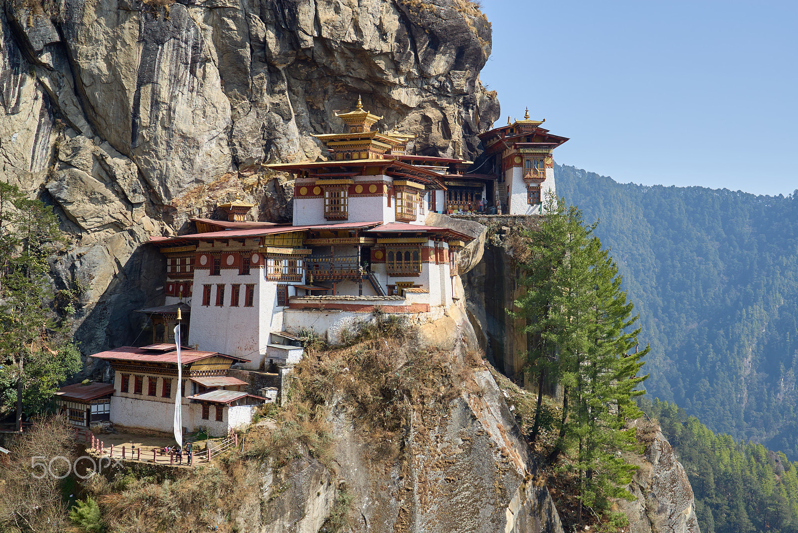 Sony a7S II + Sony FE 24-240mm F3.5-6.3 OSS sample photo. Tiger's nest photography