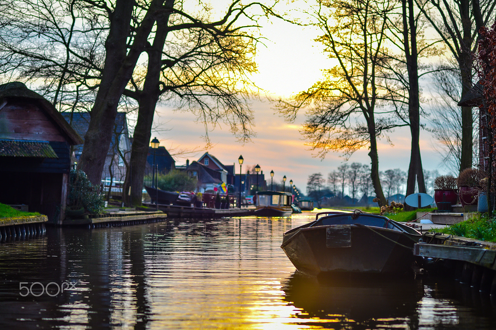 Nikon AF Nikkor 85mm F1.8D sample photo. Giethoorn 02 photography