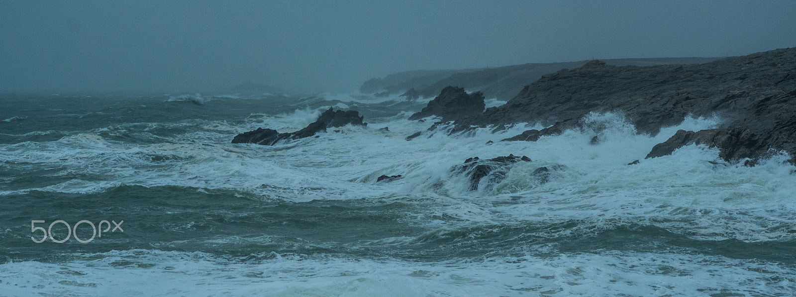 Fujifilm X-Pro2 + Fujifilm XF 60mm F2.4 R Macro sample photo. Storm photography