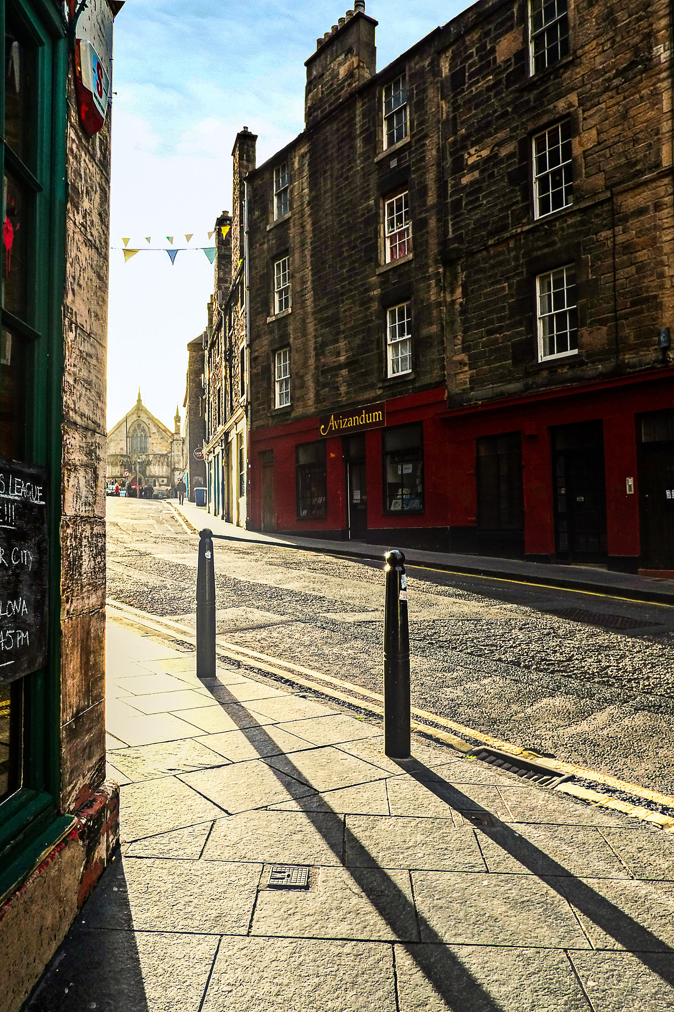 Fujifilm X-Pro1 + Fujifilm XF 18mm F2 R sample photo. Candlemaker row photography