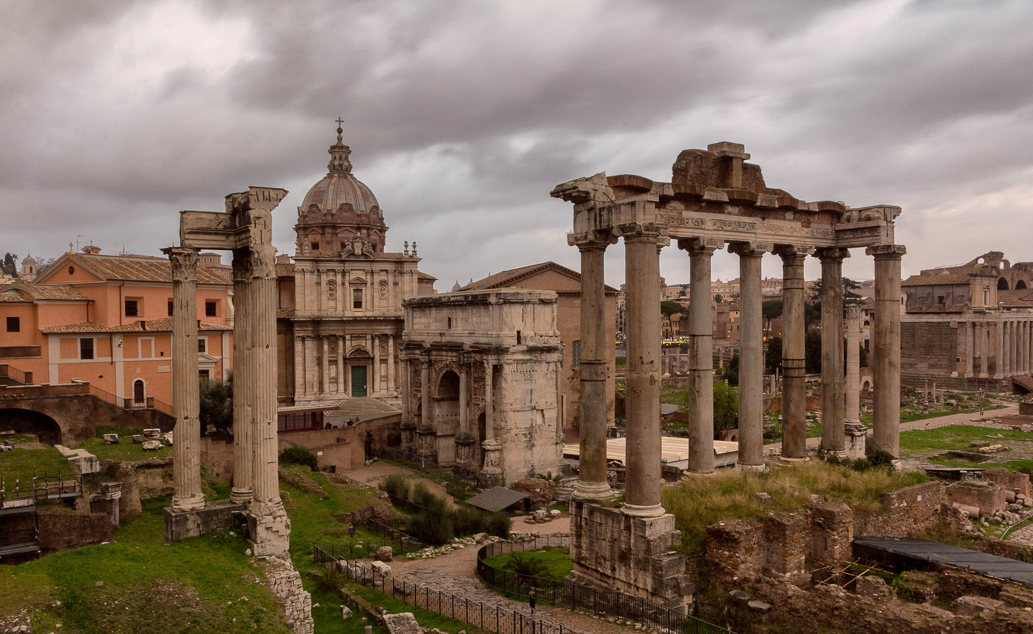 Canon EOS 60D + Canon EF 17-40mm F4L USM sample photo. Forum romanum photography