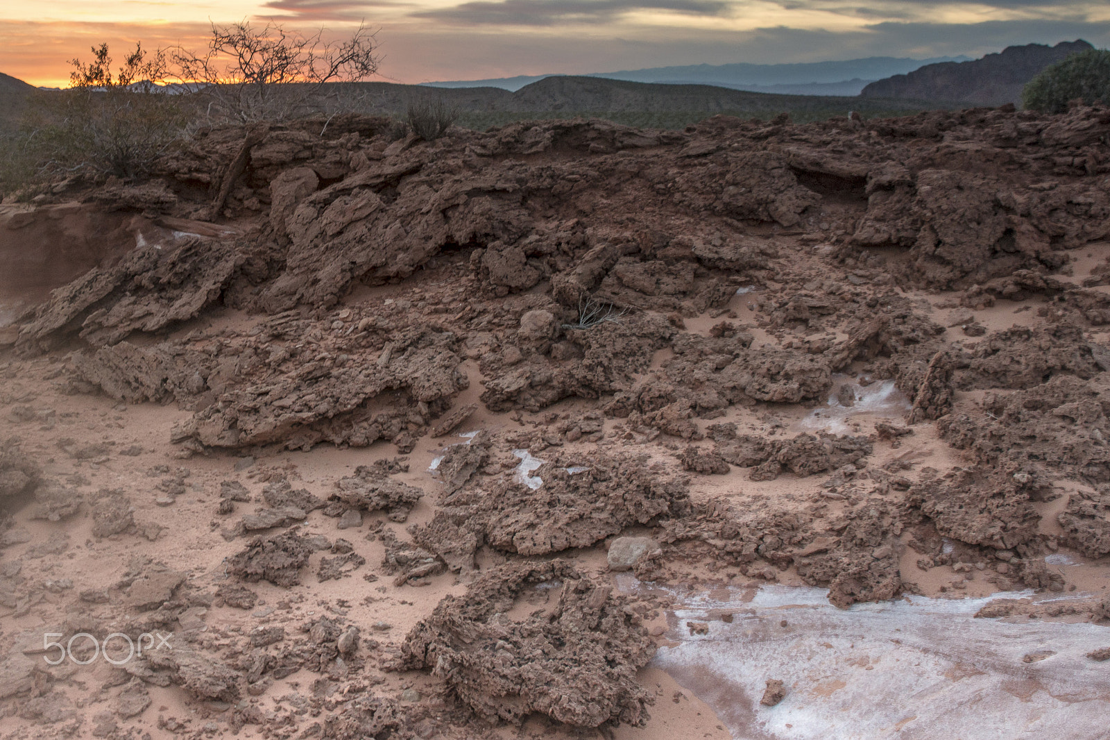 Nikon D800 + AF Zoom-Nikkor 28-105mm f/3.5-4.5D IF sample photo. Gold butte sunset photography