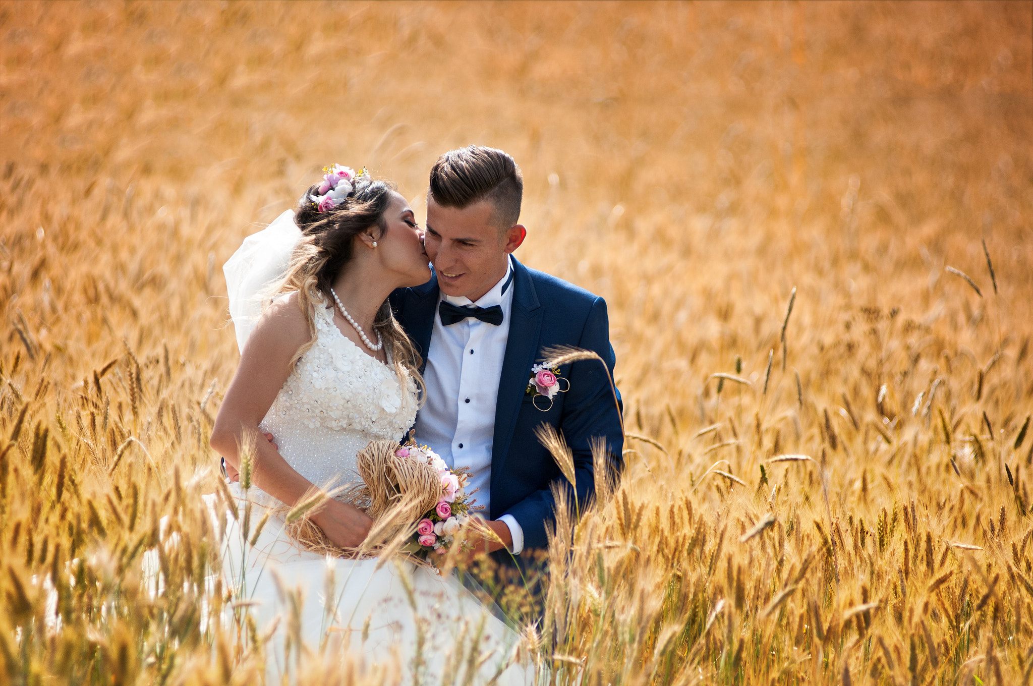 Nikon AF-Nikkor 80-200mm F2.8D ED sample photo. Most beautiful love photography