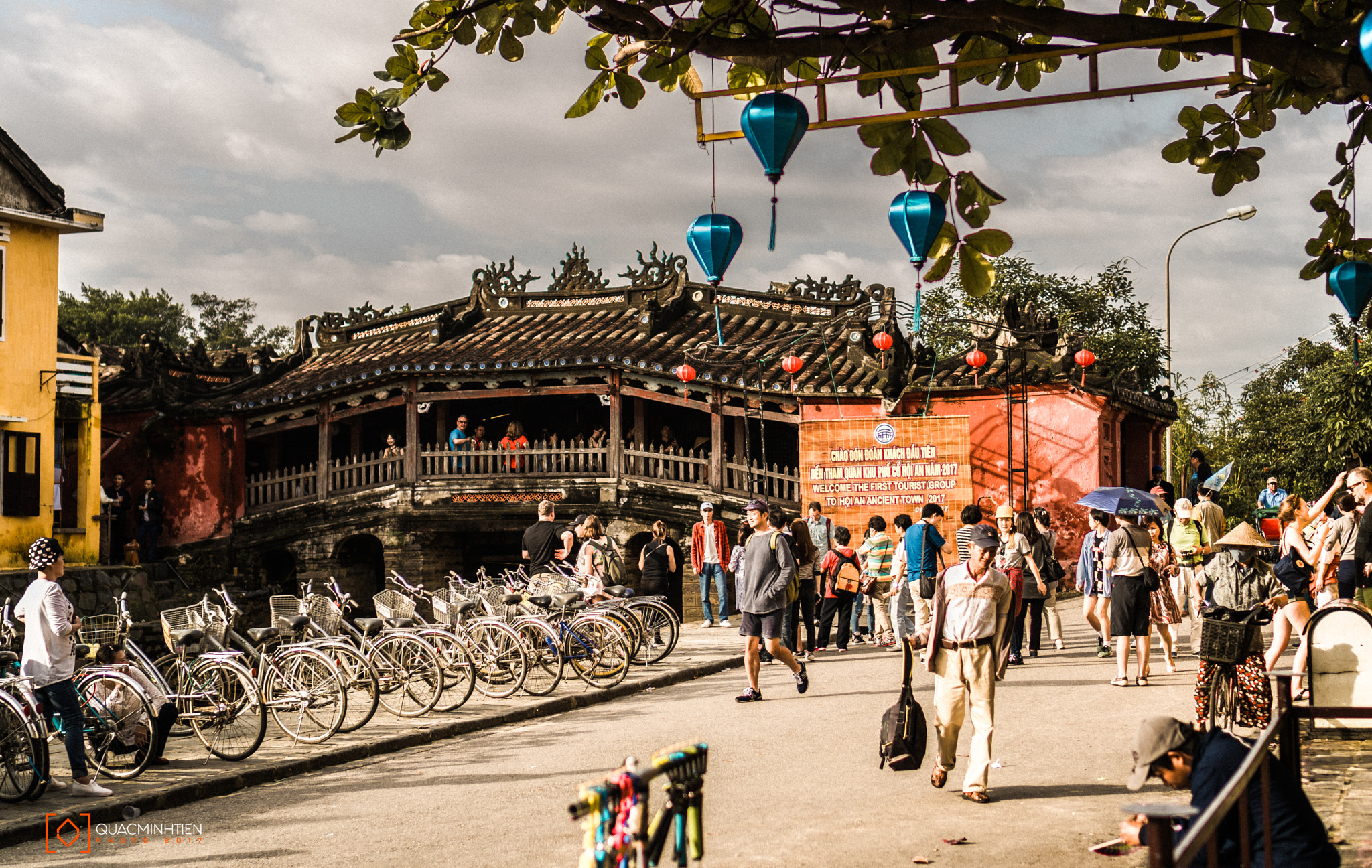 Sony E 35mm F1.8 OSS sample photo. Hoi an () photography
