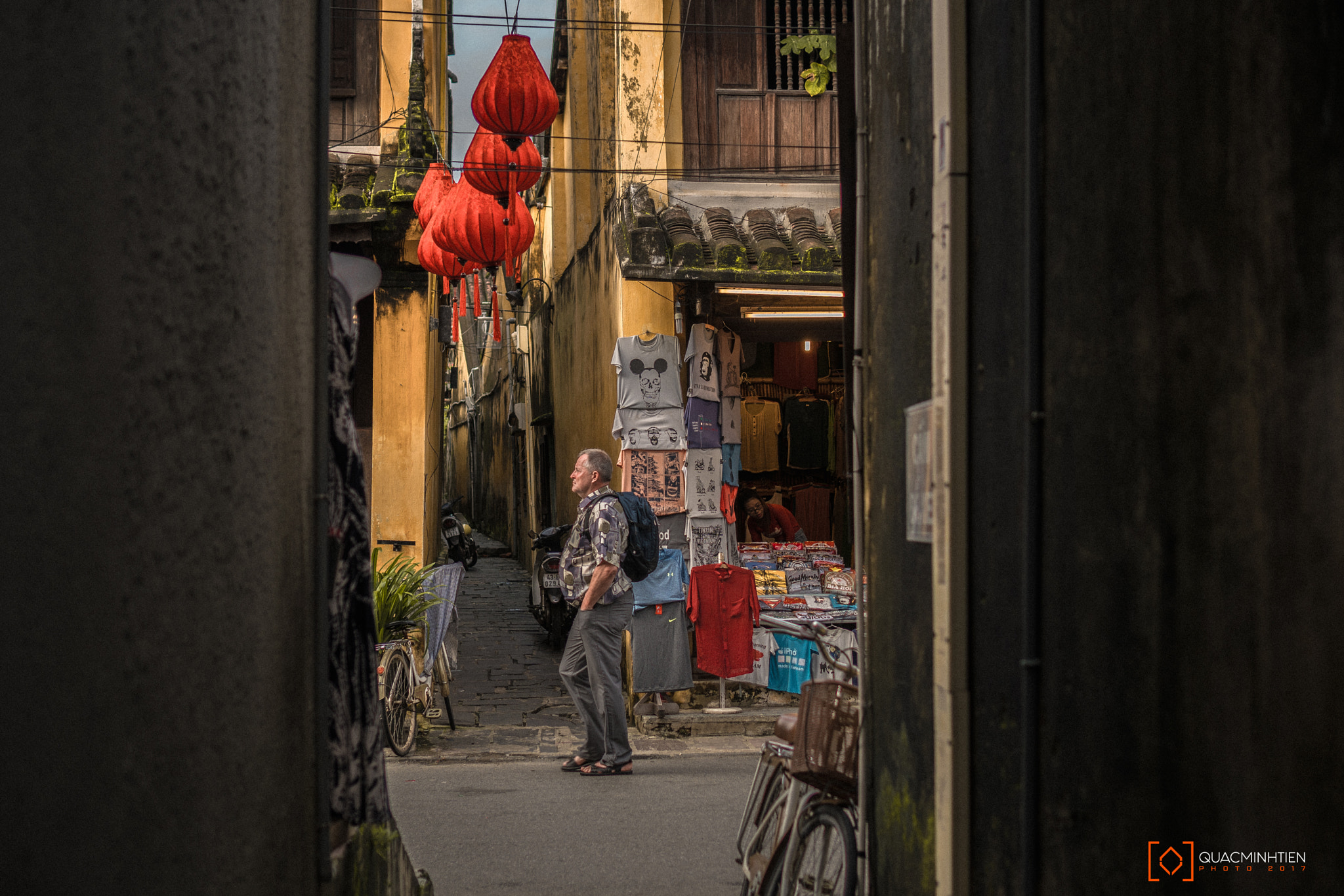 Sony E 35mm F1.8 OSS sample photo. Hoi an () photography