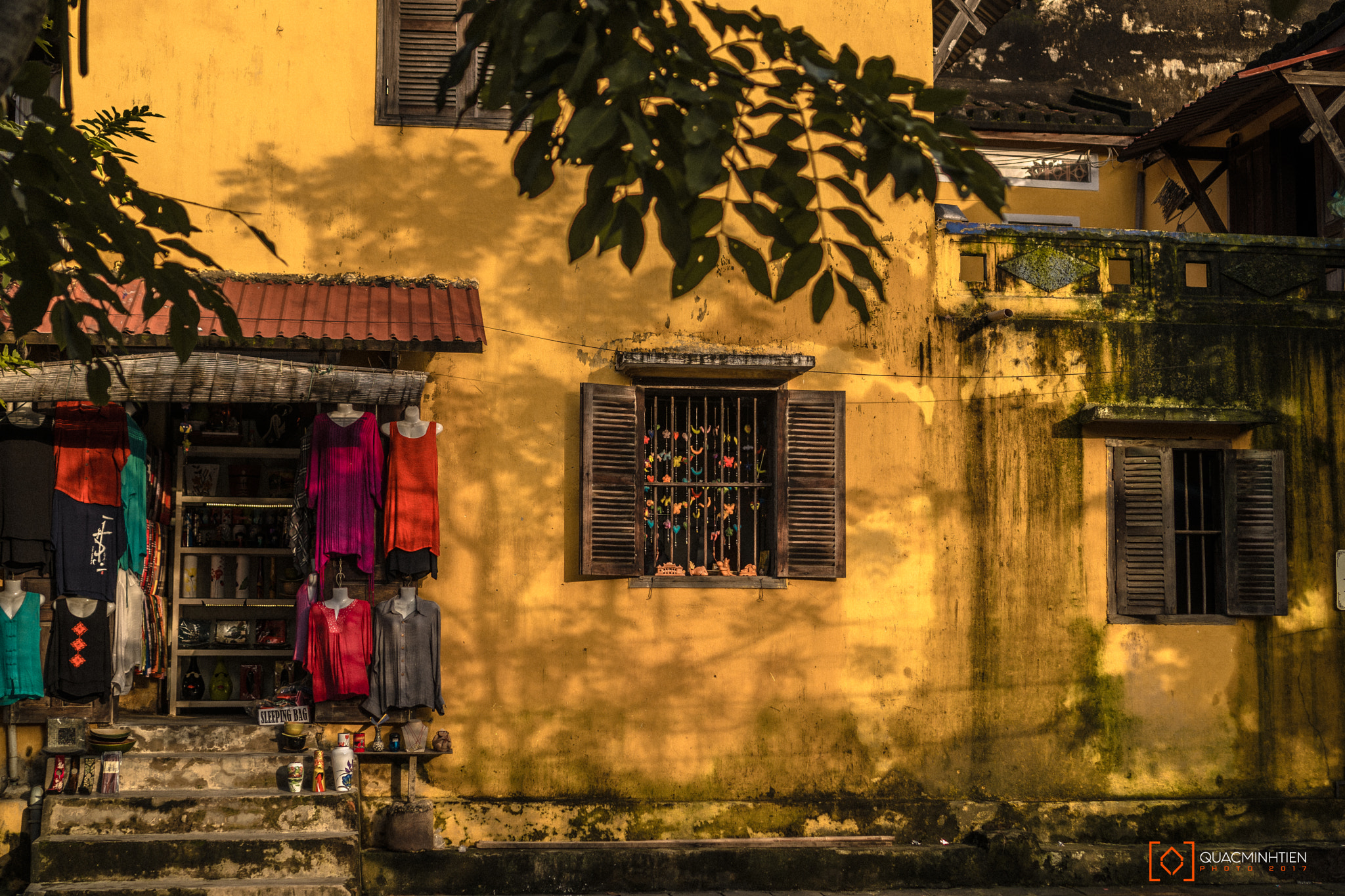 Sony E 35mm F1.8 OSS sample photo. Hoi an () photography