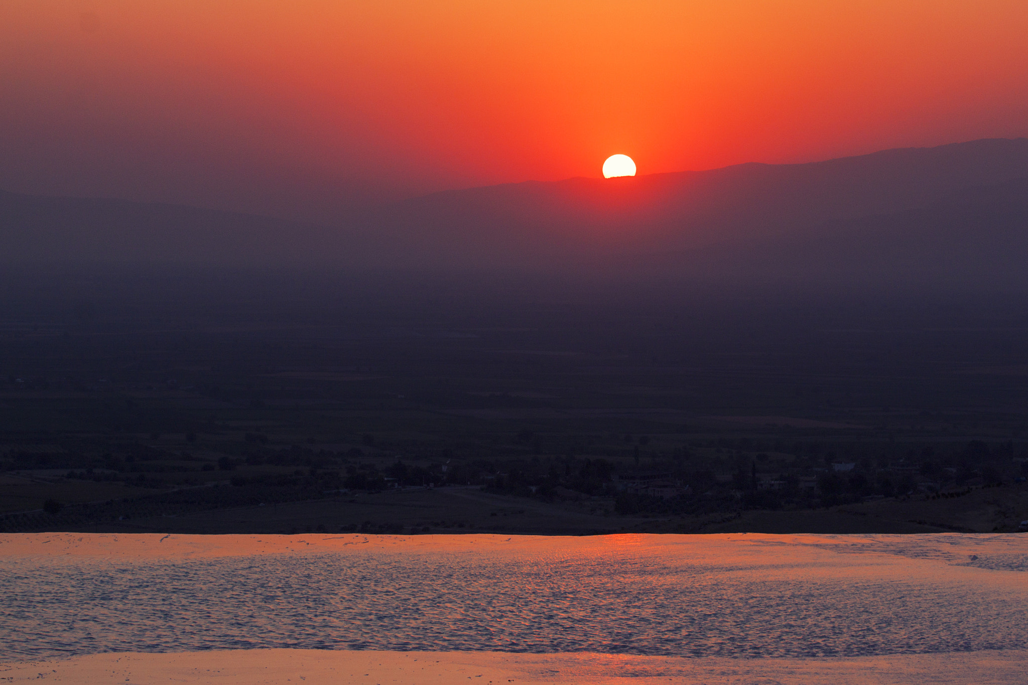 Canon EOS 500D (EOS Rebel T1i / EOS Kiss X3) sample photo. Sunset in pamukkale photography