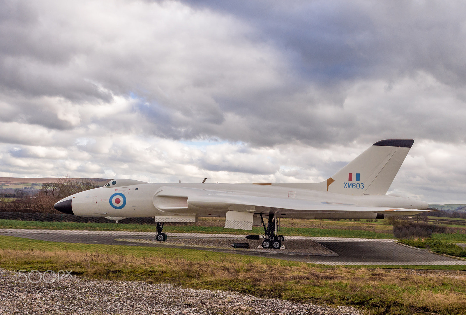 Olympus OM-D E-M5 sample photo. Vulcan bomber, woodford, cheshire photography