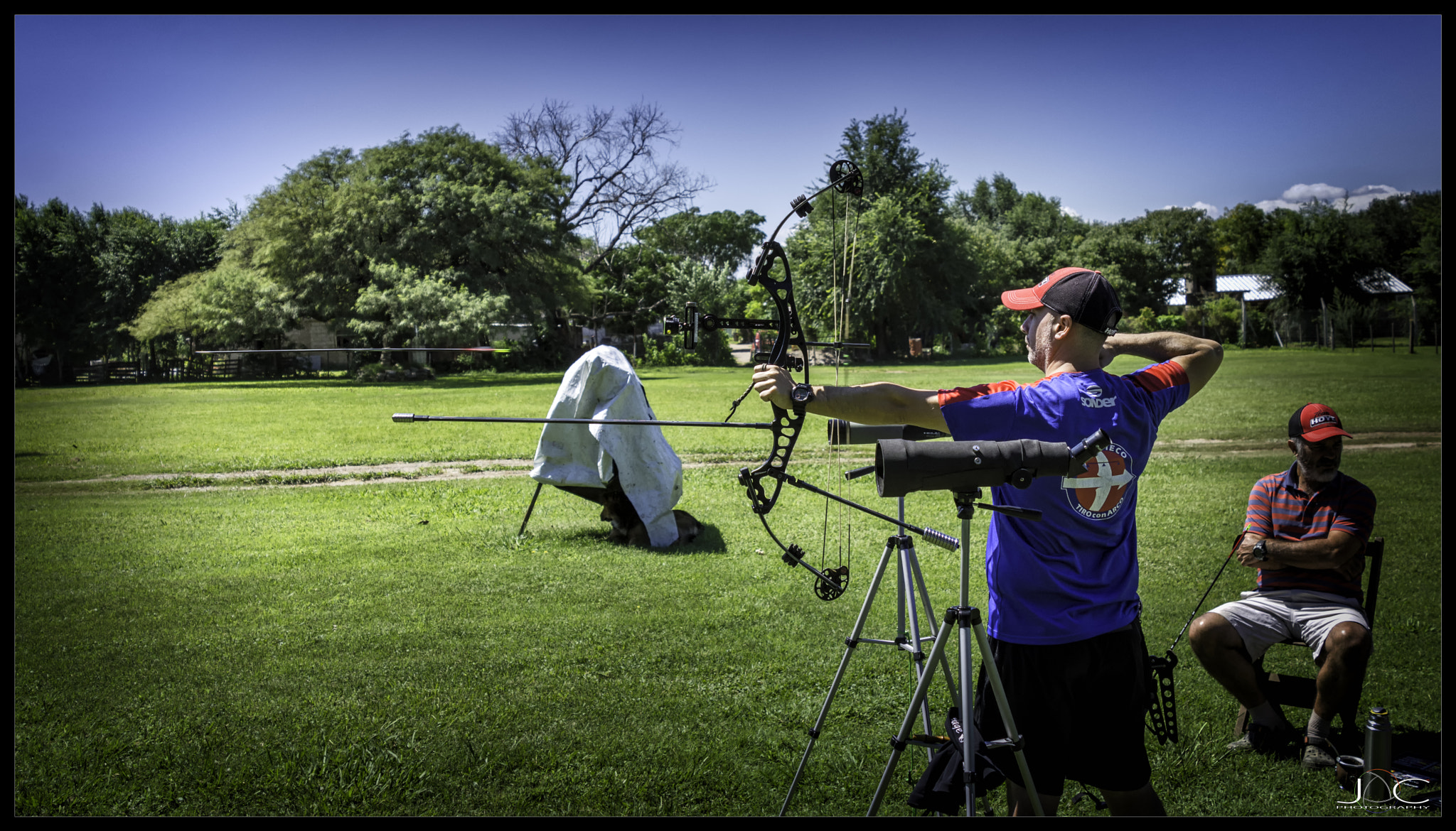 Nikon AF Nikkor 24-85mm F2.8-4D IF sample photo. Archery cordoba 2 photography