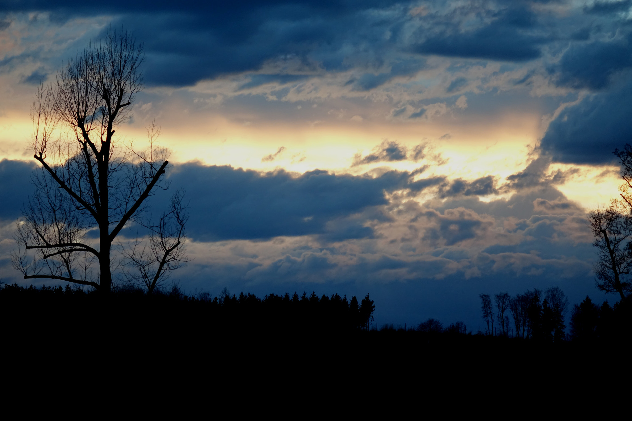 Sony Cyber-shot DSC-RX10 sample photo. Colors of the sky photography