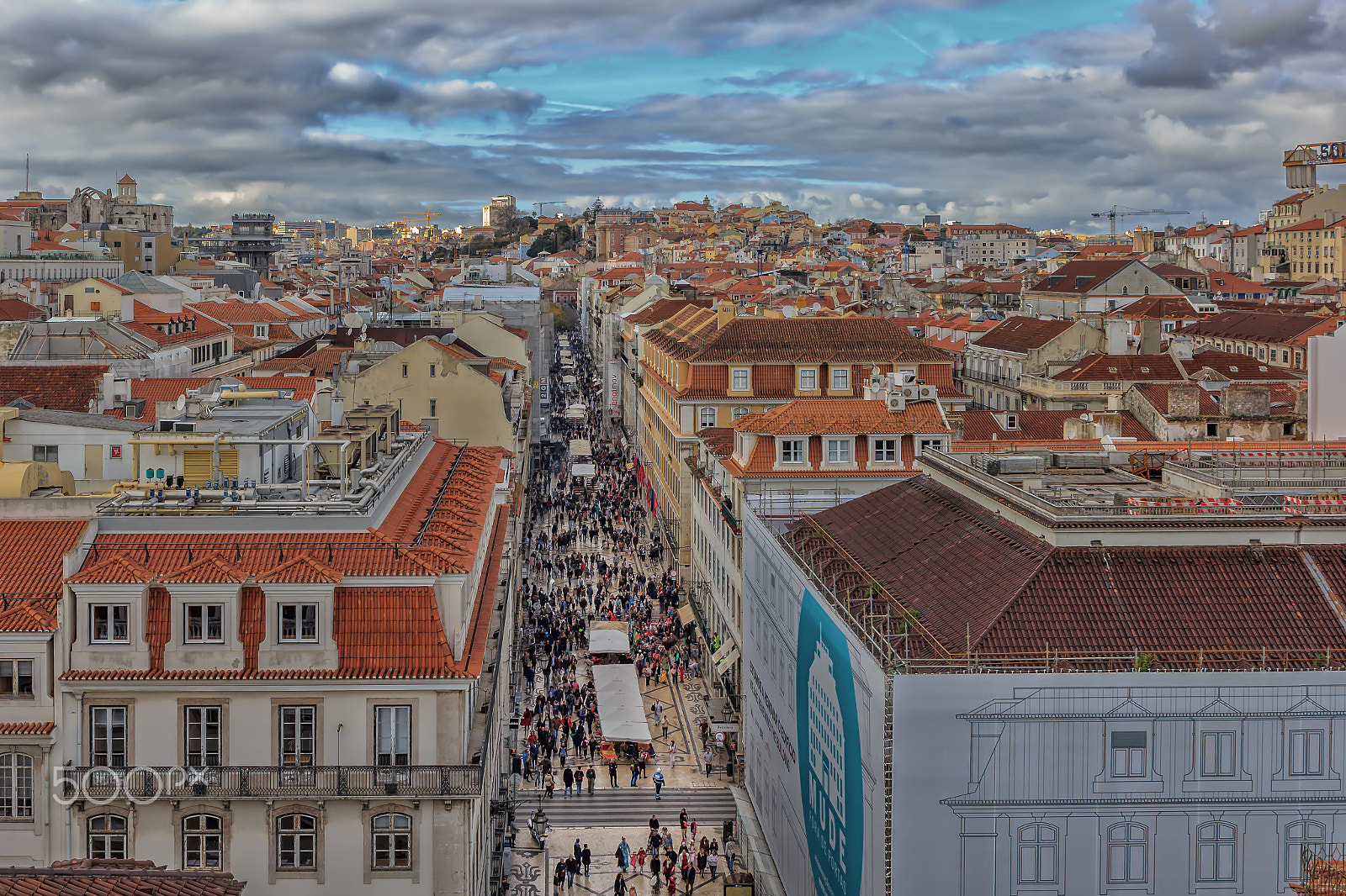 Canon EF 24-70mm F4L IS USM sample photo. Old lisbon v photography