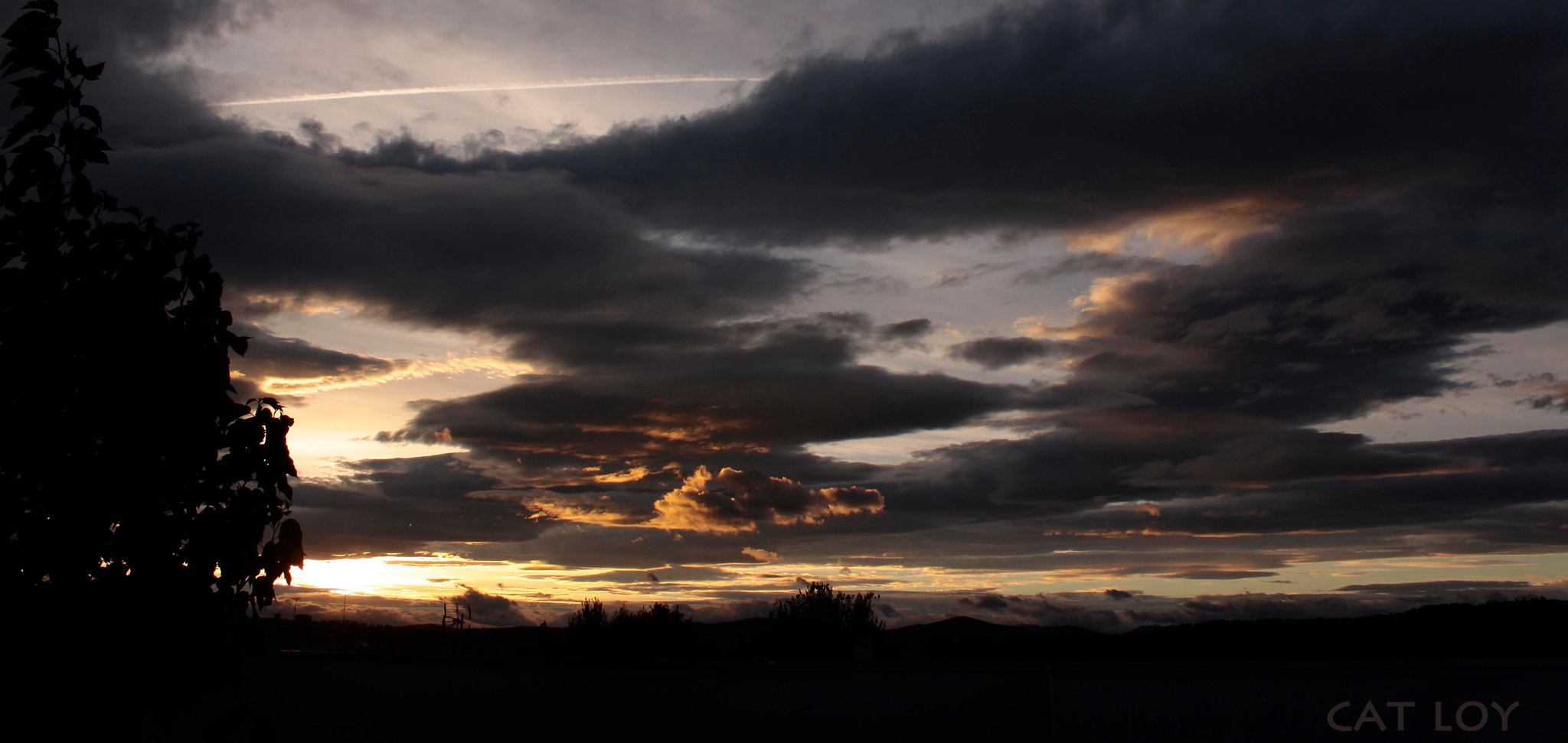 Canon EF-S 18-55mm F3.5-5.6 IS sample photo. Couchant photography