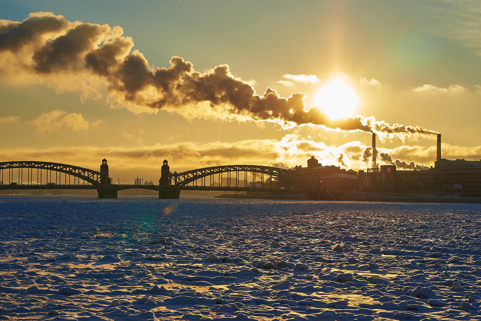 Sony a7 + ZEISS Batis 85mm F1.8 sample photo. The sunset behind the bridge photography