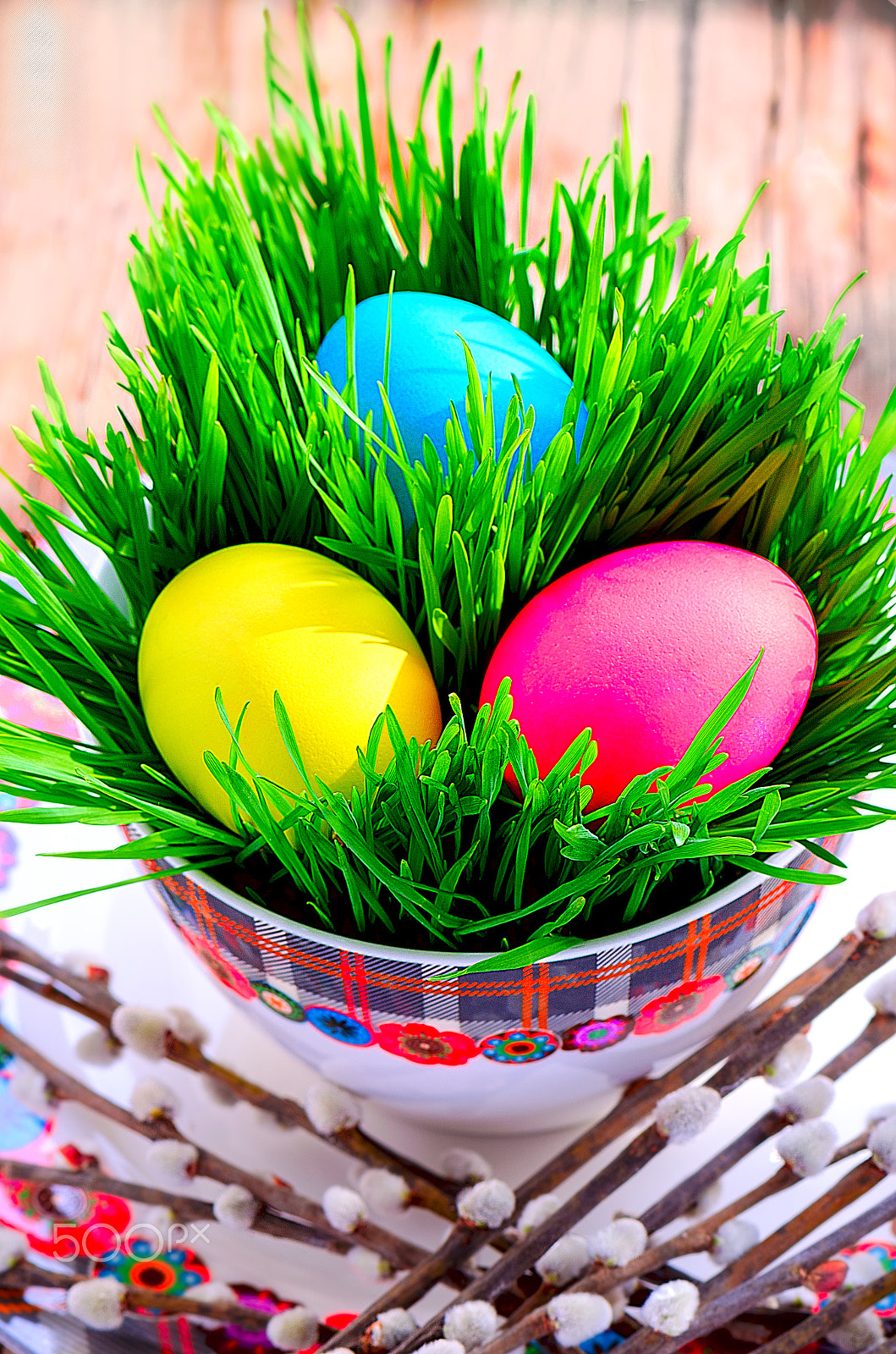 Nikon D5100 + Nikon AF-S Micro-Nikkor 105mm F2.8G IF-ED VR sample photo. Three easter eggs in the grass photography