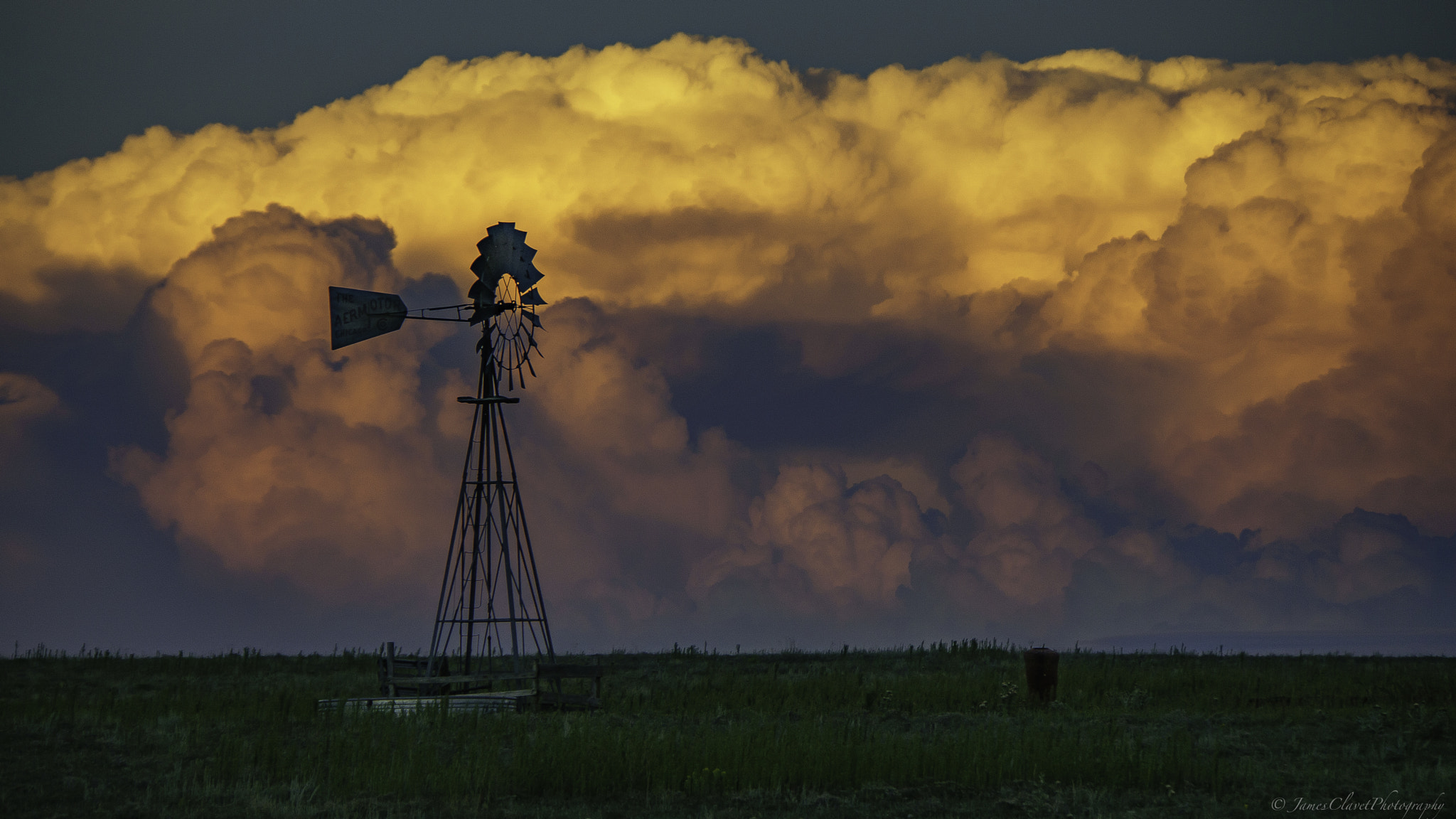 Sony a6000 sample photo. Fanning the clouds photography