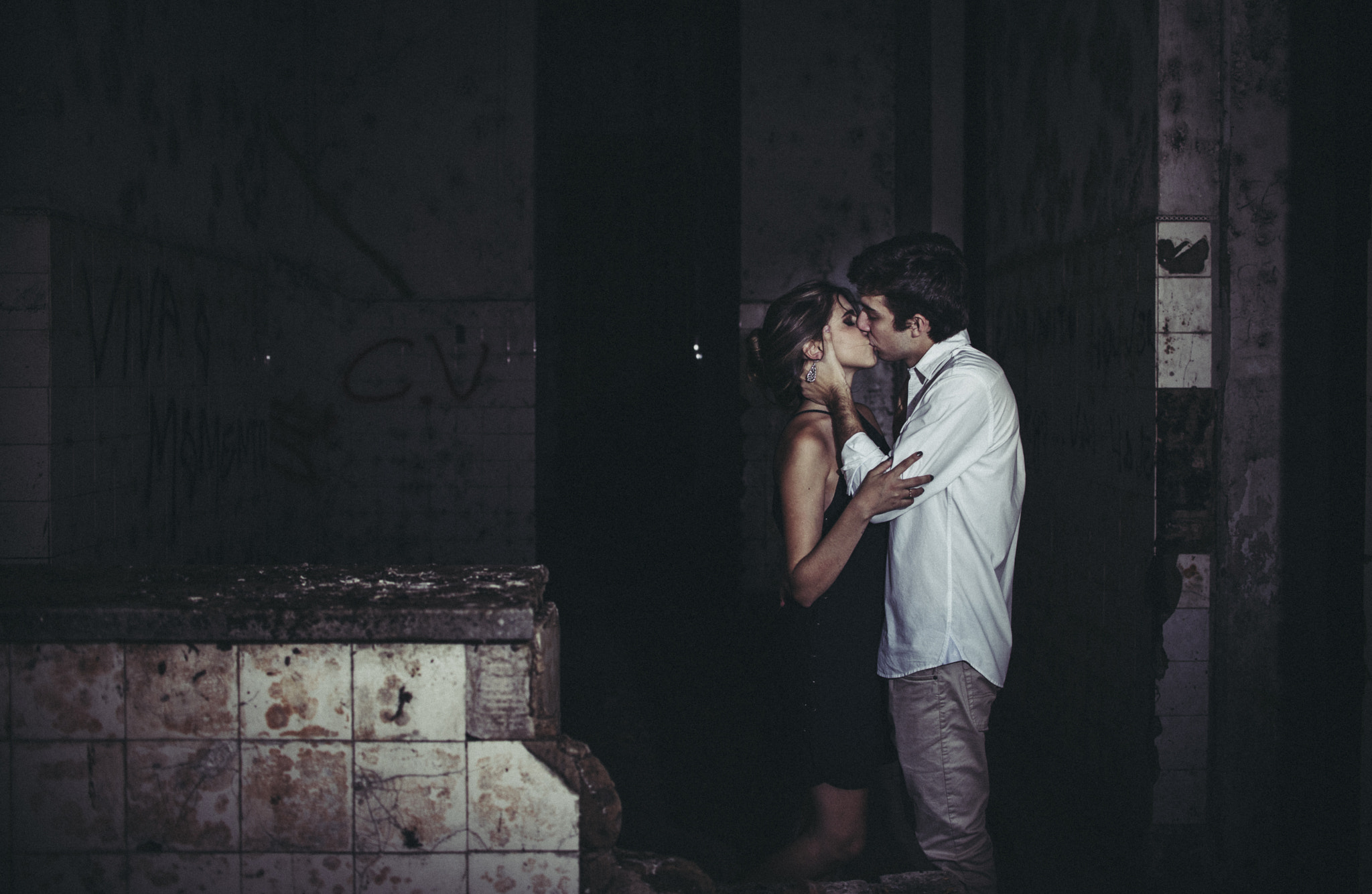 Nikon D610 sample photo. Abandoned love photography