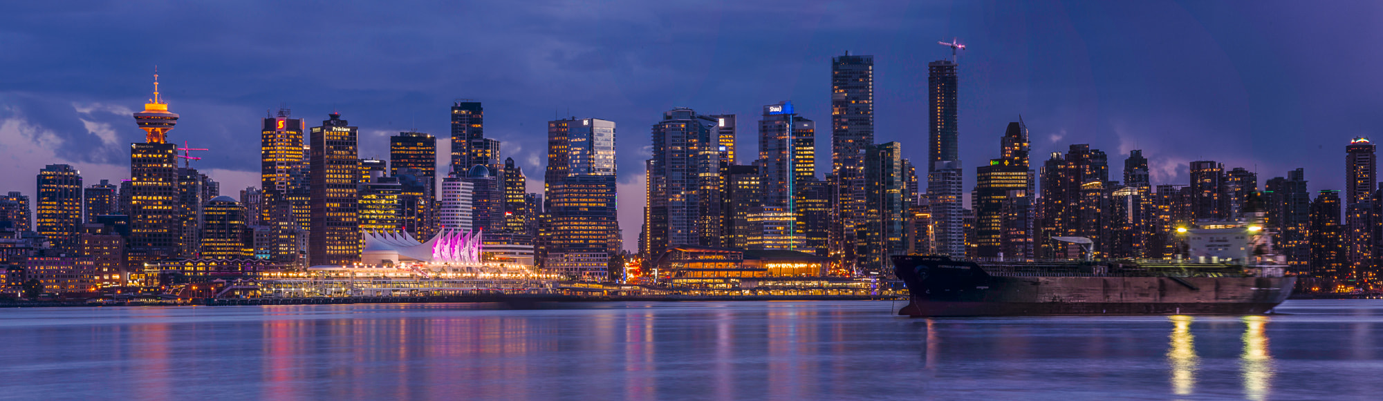 Nikon AF-S Nikkor 70-200mm F4G ED VR sample photo. Vancouver port night view panorama photography