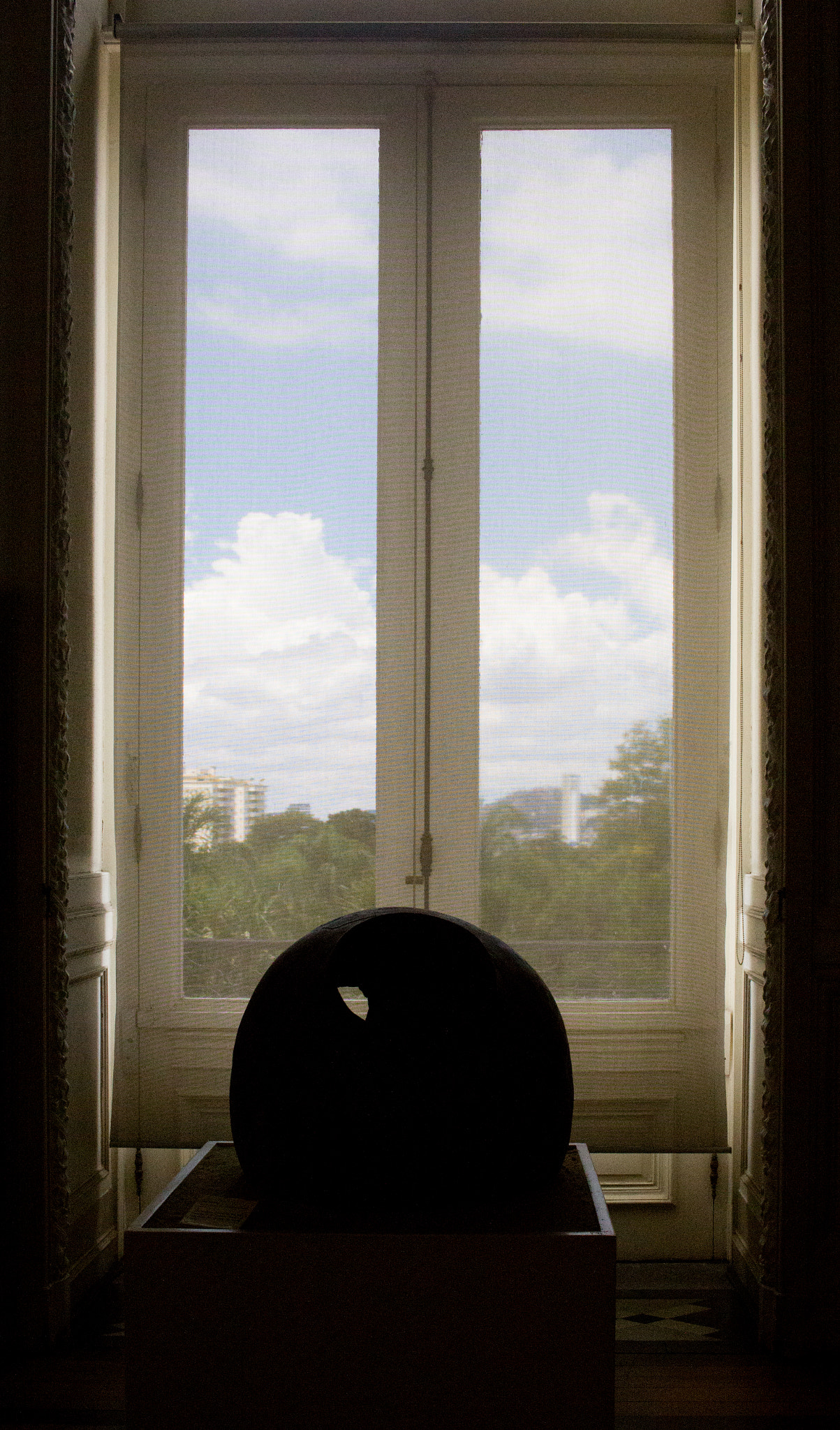 Canon EF-S 24mm F2.8 STM sample photo. Window photography