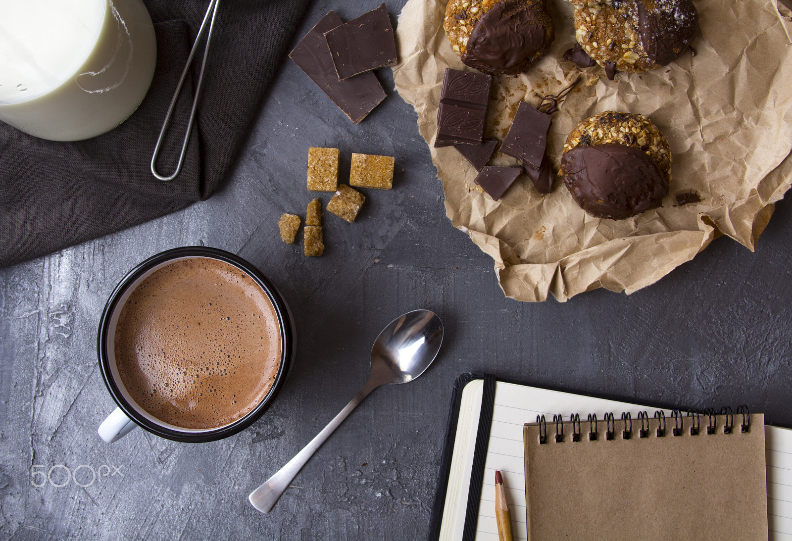 Canon EF 28-135mm F3.5-5.6 IS USM sample photo. Cocoa chocolate cookies photography