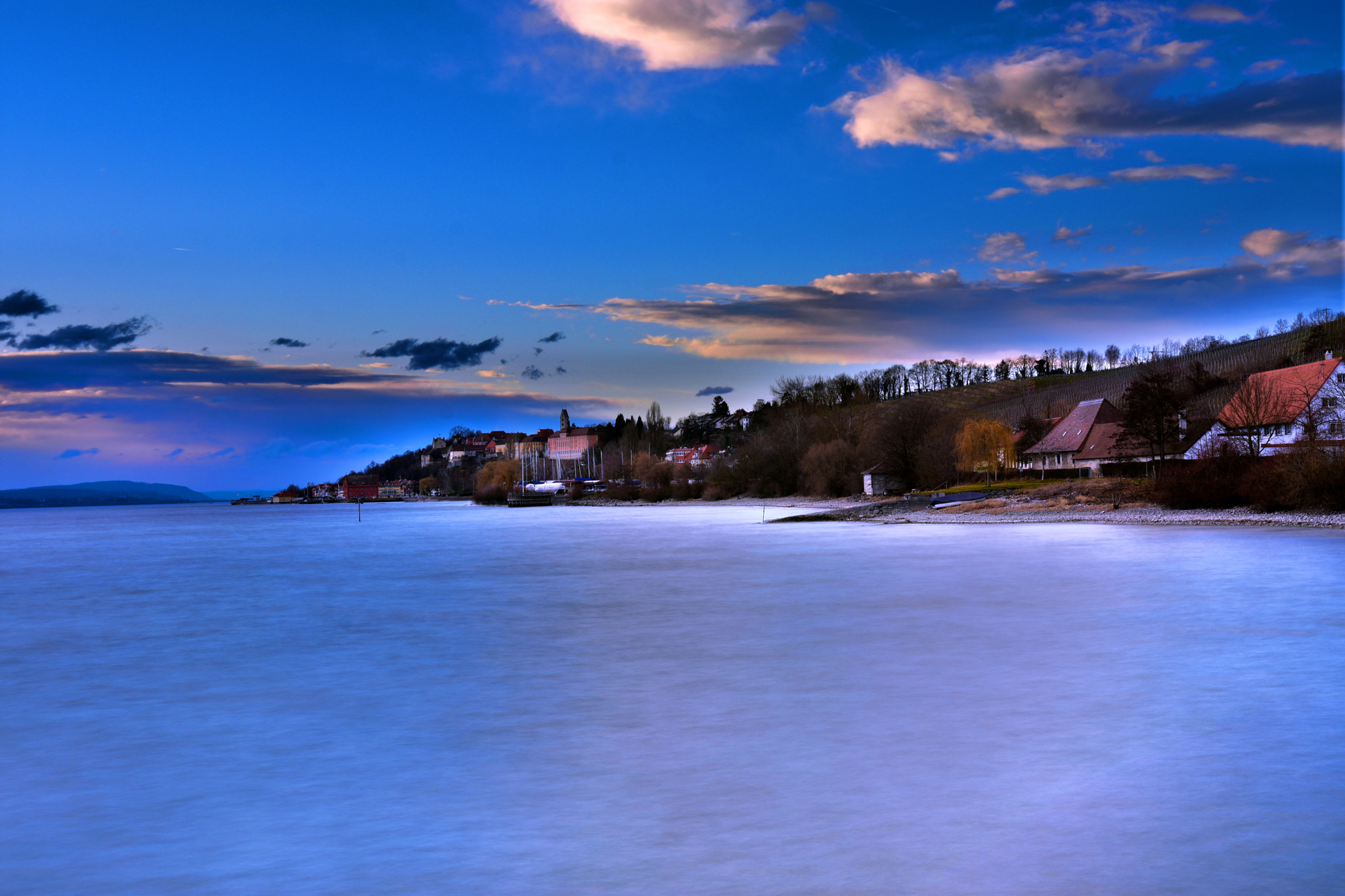 Nikon D7200 + Sigma 18-35mm F1.8 DC HSM Art sample photo. Meersburg photography
