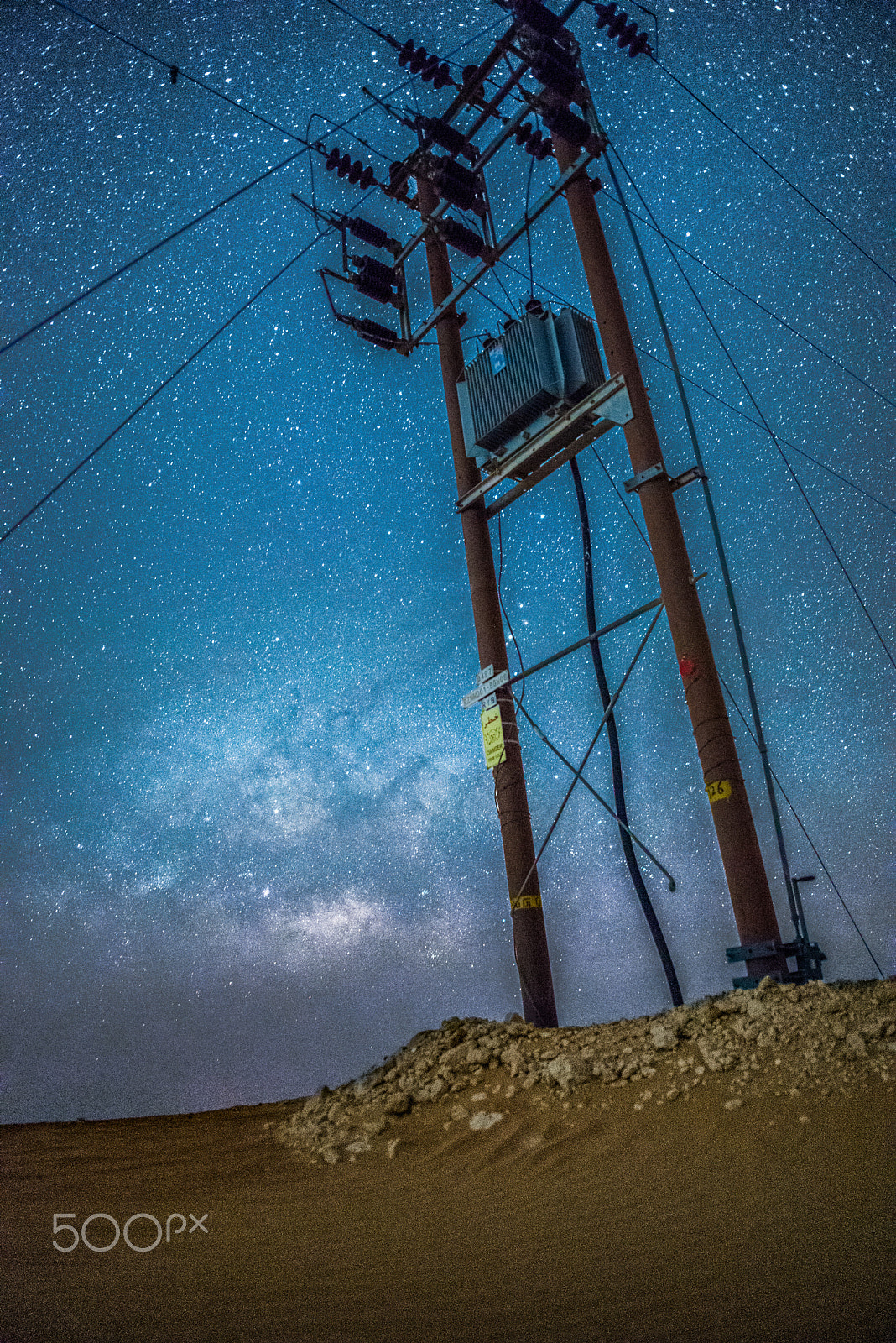 Nikon AF-S Nikkor 200-400mm F4G ED-IF VR sample photo. Galactic power lines photography