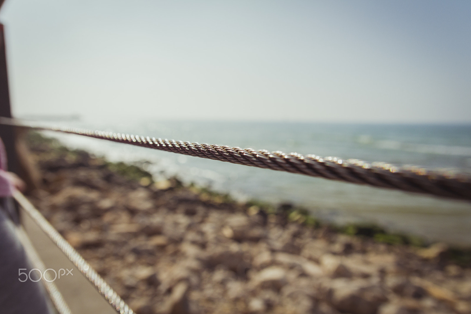 Canon EOS 650D (EOS Rebel T4i / EOS Kiss X6i) sample photo. Wire metal fence blocking the beach photography