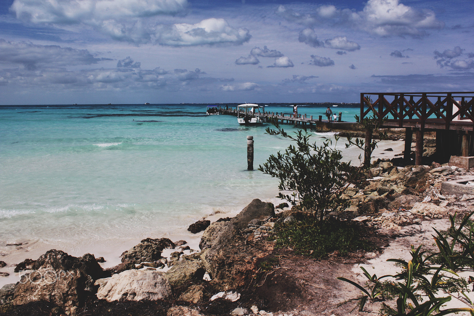 Canon EF-S 18-55mm F3.5-5.6 IS sample photo. Cancun photography
