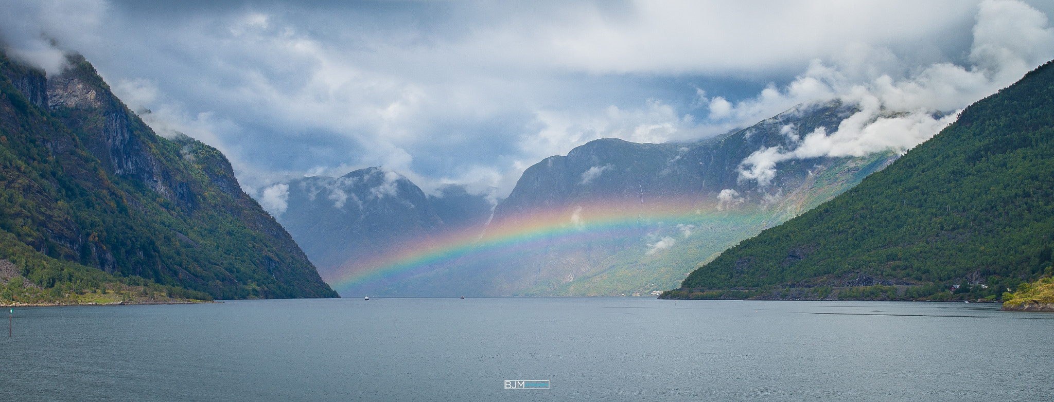 Nikon AF-S Nikkor 18-35mm F3.5-4.5G ED sample photo. Aurlandsfjord photography